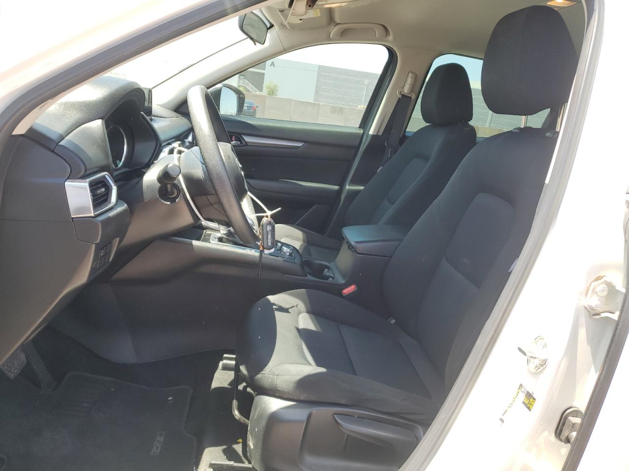 Photo 6 VIN: JM3KFBBL2H0128429 - MAZDA CX-5 