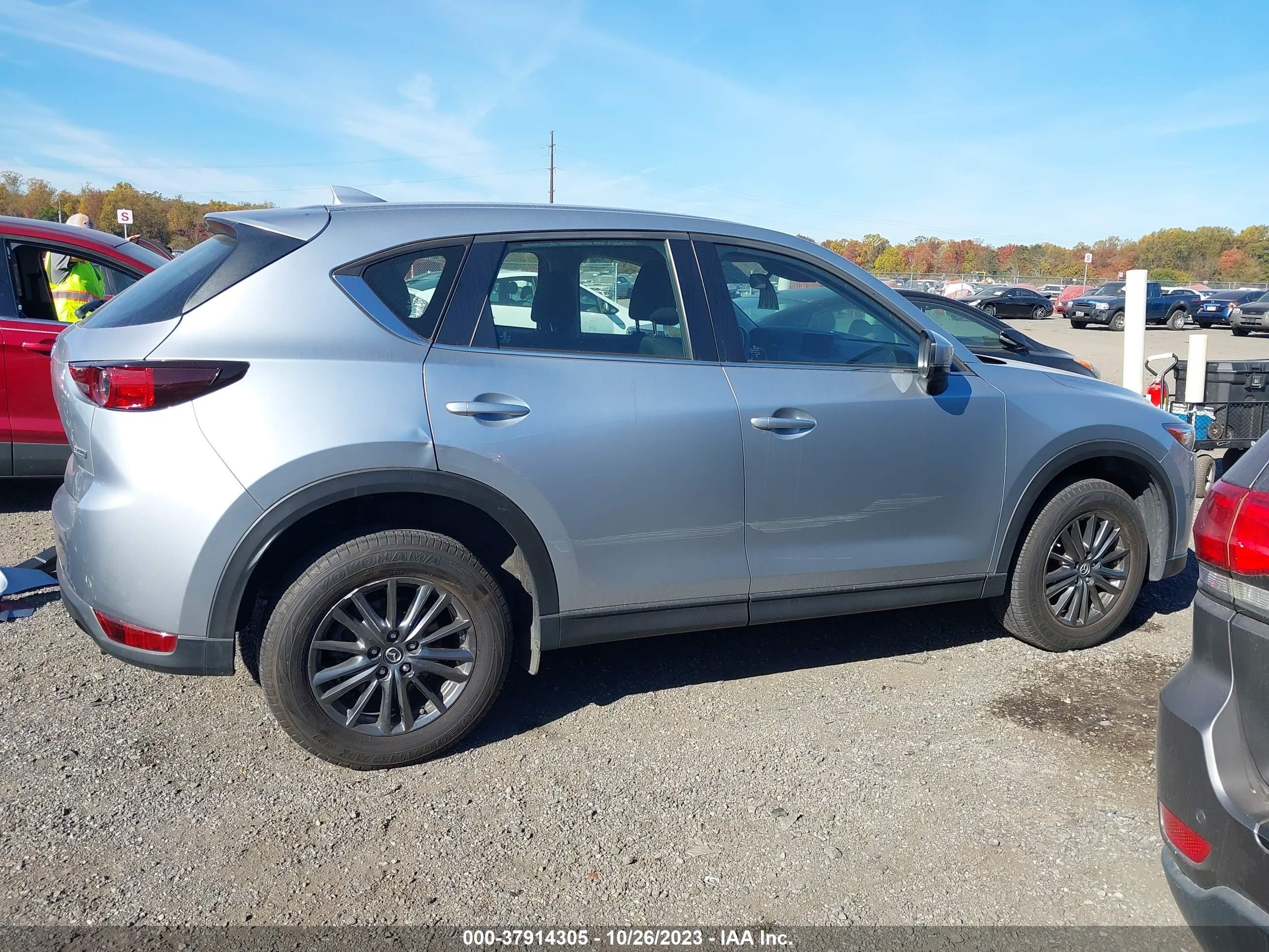 Photo 13 VIN: JM3KFBBM4K0654917 - MAZDA CX-5 