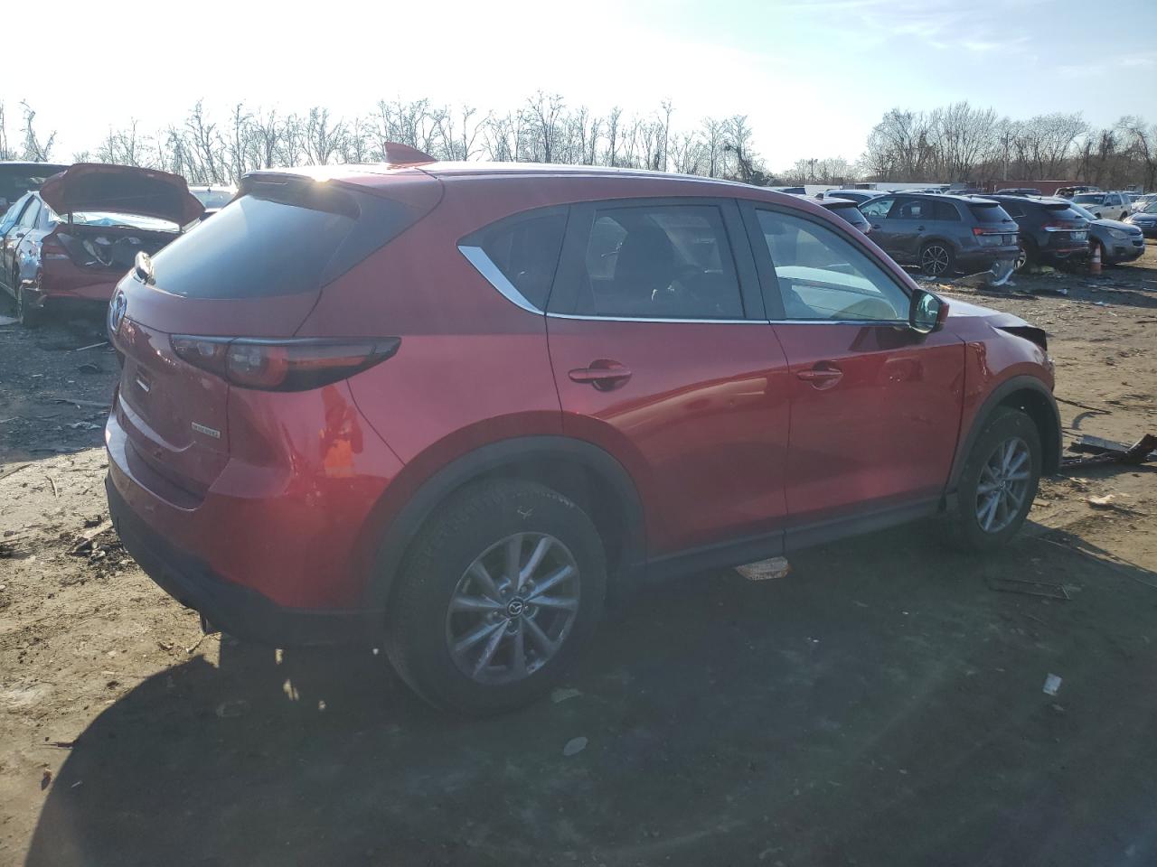 Photo 2 VIN: JM3KFBBM6N0563121 - MAZDA CX-5 