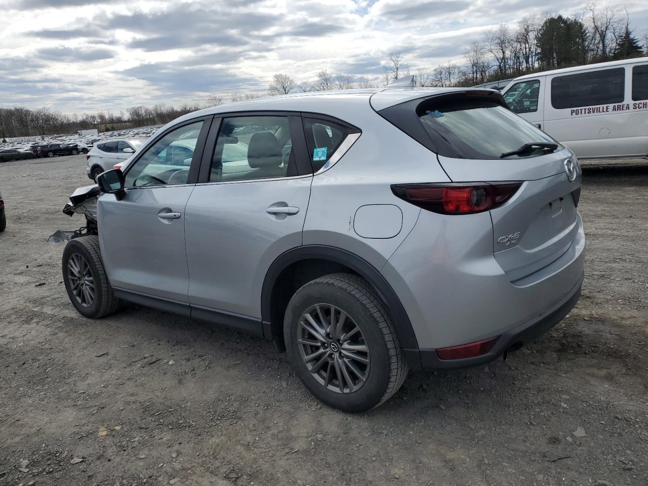 Photo 1 VIN: JM3KFBBM7J0329015 - MAZDA CX-5 