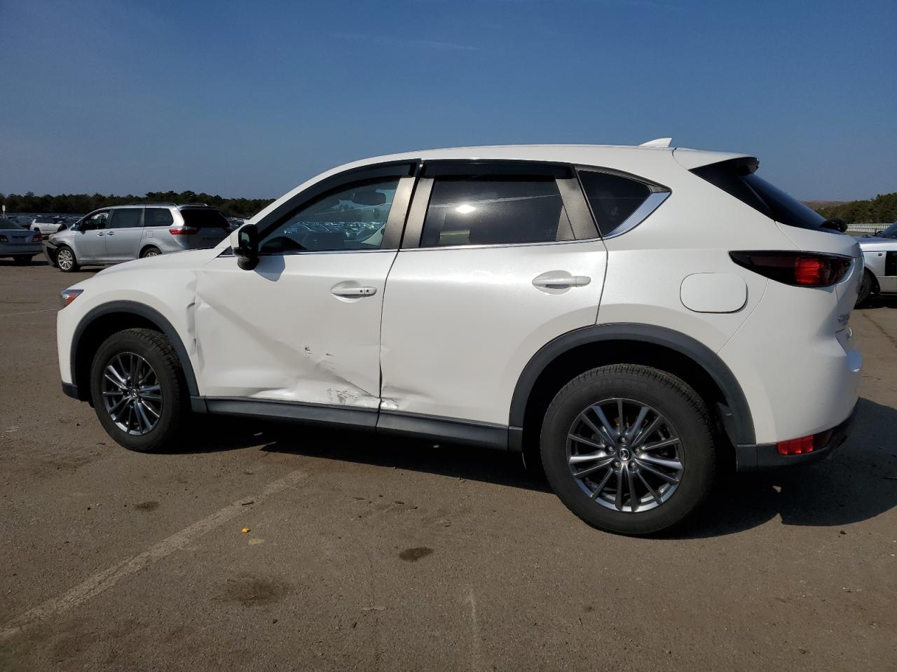 Photo 1 VIN: JM3KFBCM0M1386041 - MAZDA CX-5 