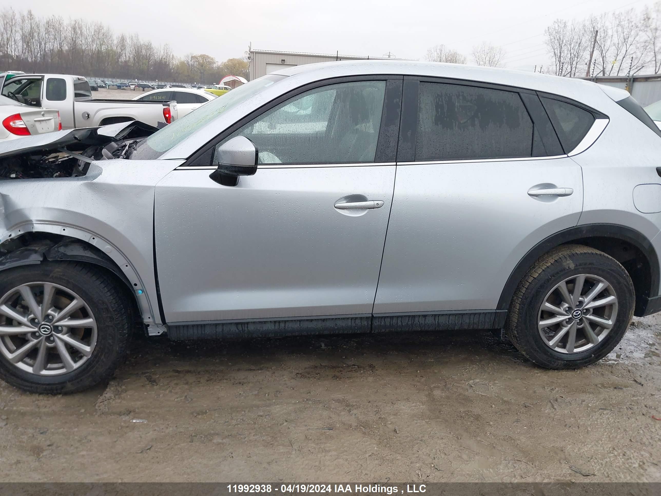 Photo 13 VIN: JM3KFBCM3N0530897 - MAZDA CX-5 