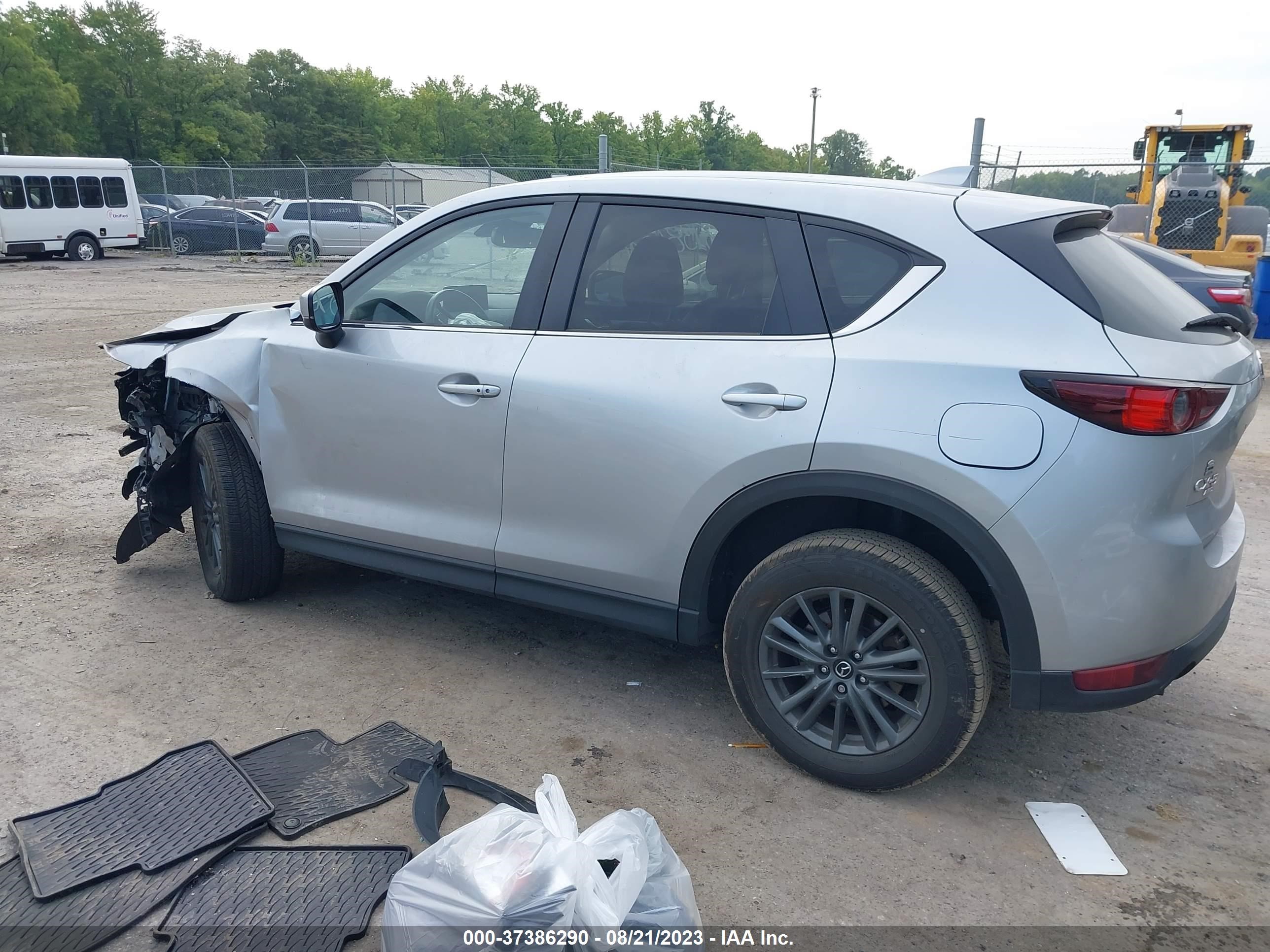 Photo 13 VIN: JM3KFBCM4M1472761 - MAZDA CX-5 