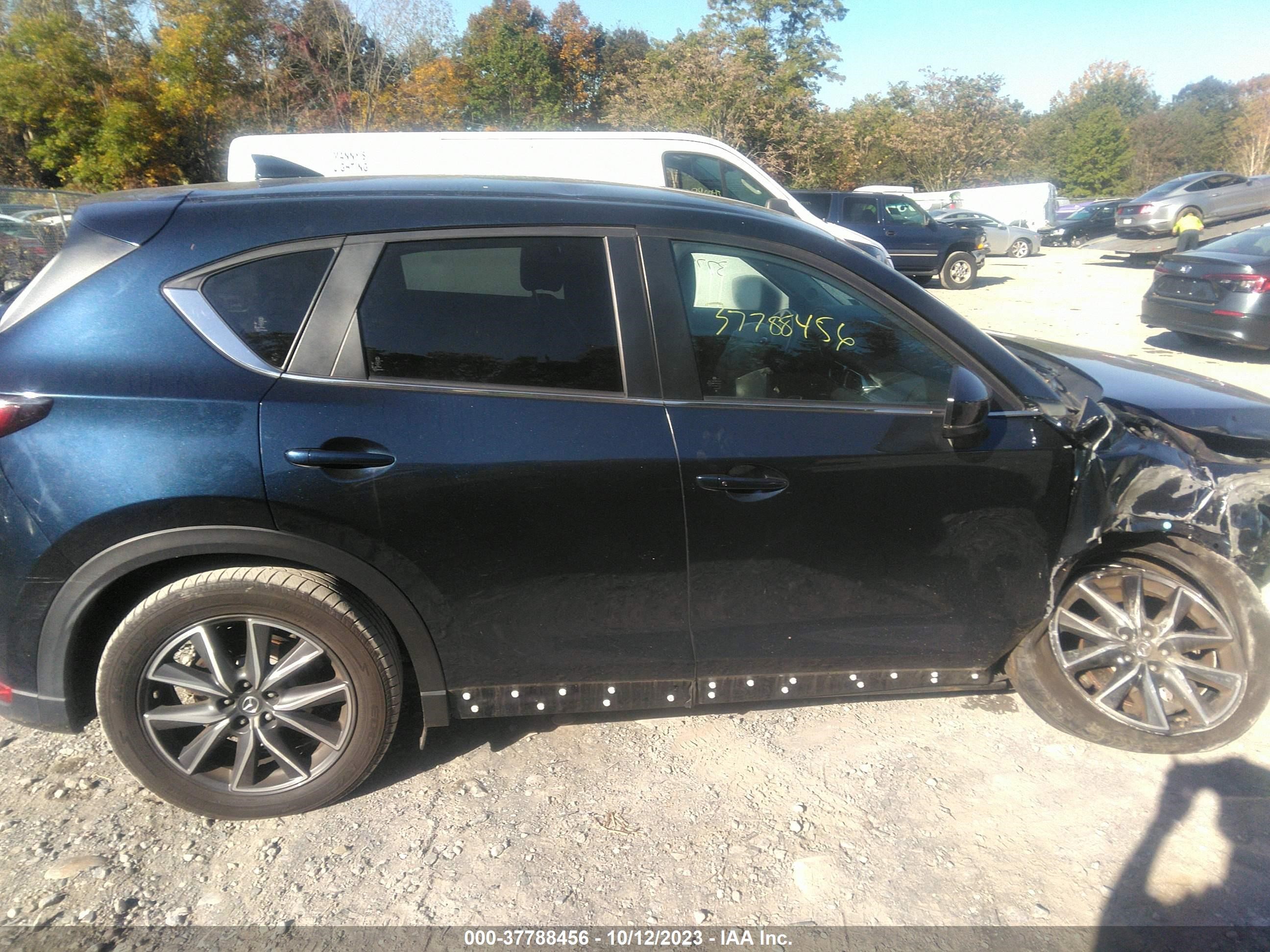 Photo 12 VIN: JM3KFBCM6J0429928 - MAZDA CX-5 