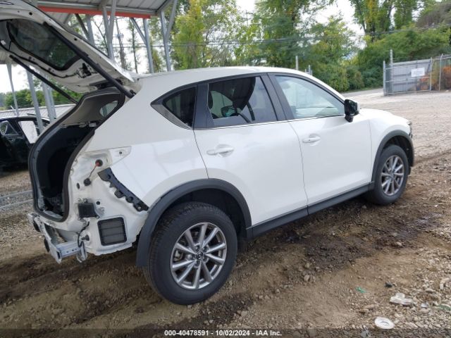 Photo 3 VIN: JM3KFBCM8N0610101 - MAZDA CX-5 