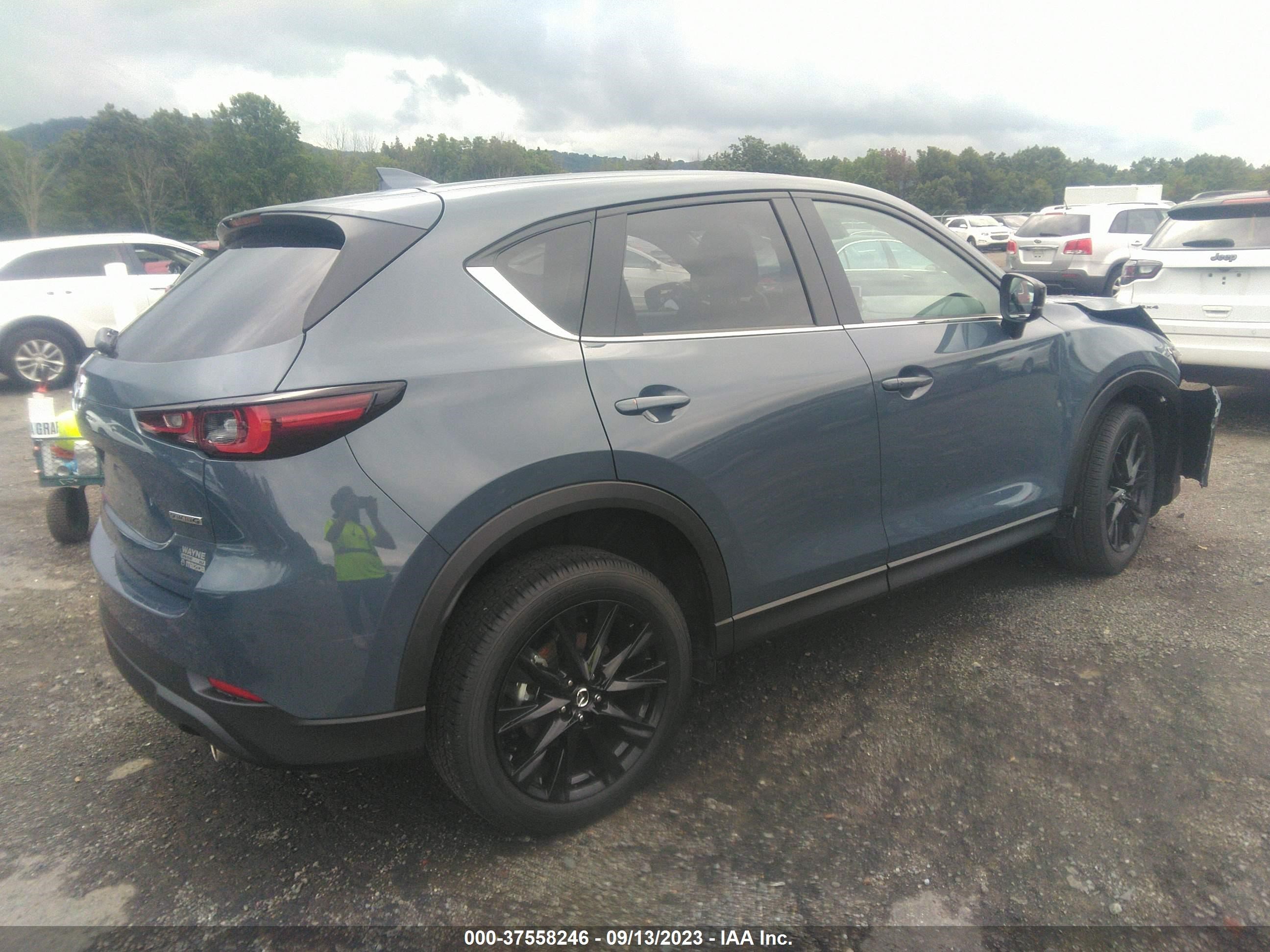 Photo 3 VIN: JM3KFBCM8P0199057 - MAZDA CX-5 