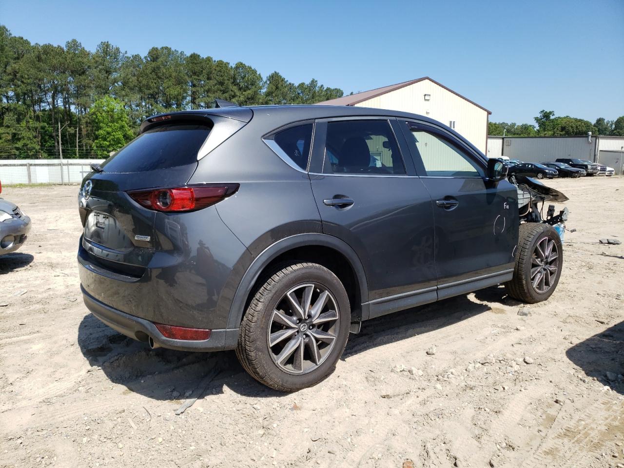 Photo 2 VIN: JM3KFBCM9J0450885 - MAZDA CX-5 