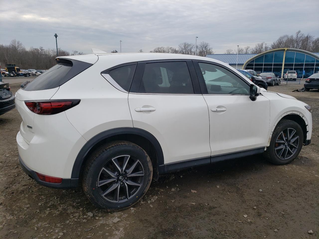 Photo 2 VIN: JM3KFBDL0H0186147 - MAZDA CX-5 