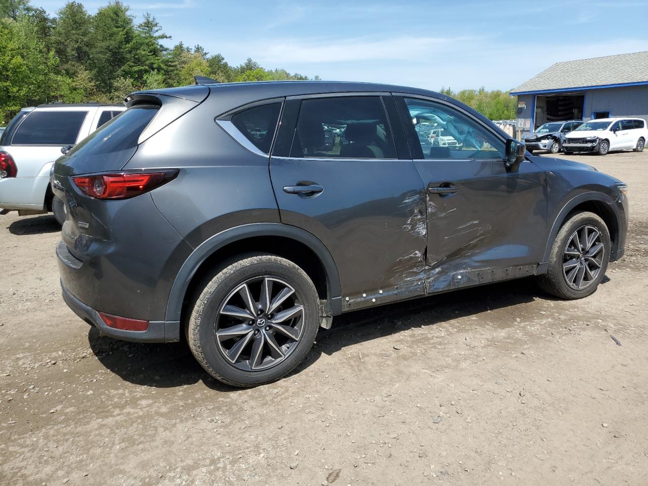 Photo 2 VIN: JM3KFBDL1H0219852 - MAZDA CX-5 