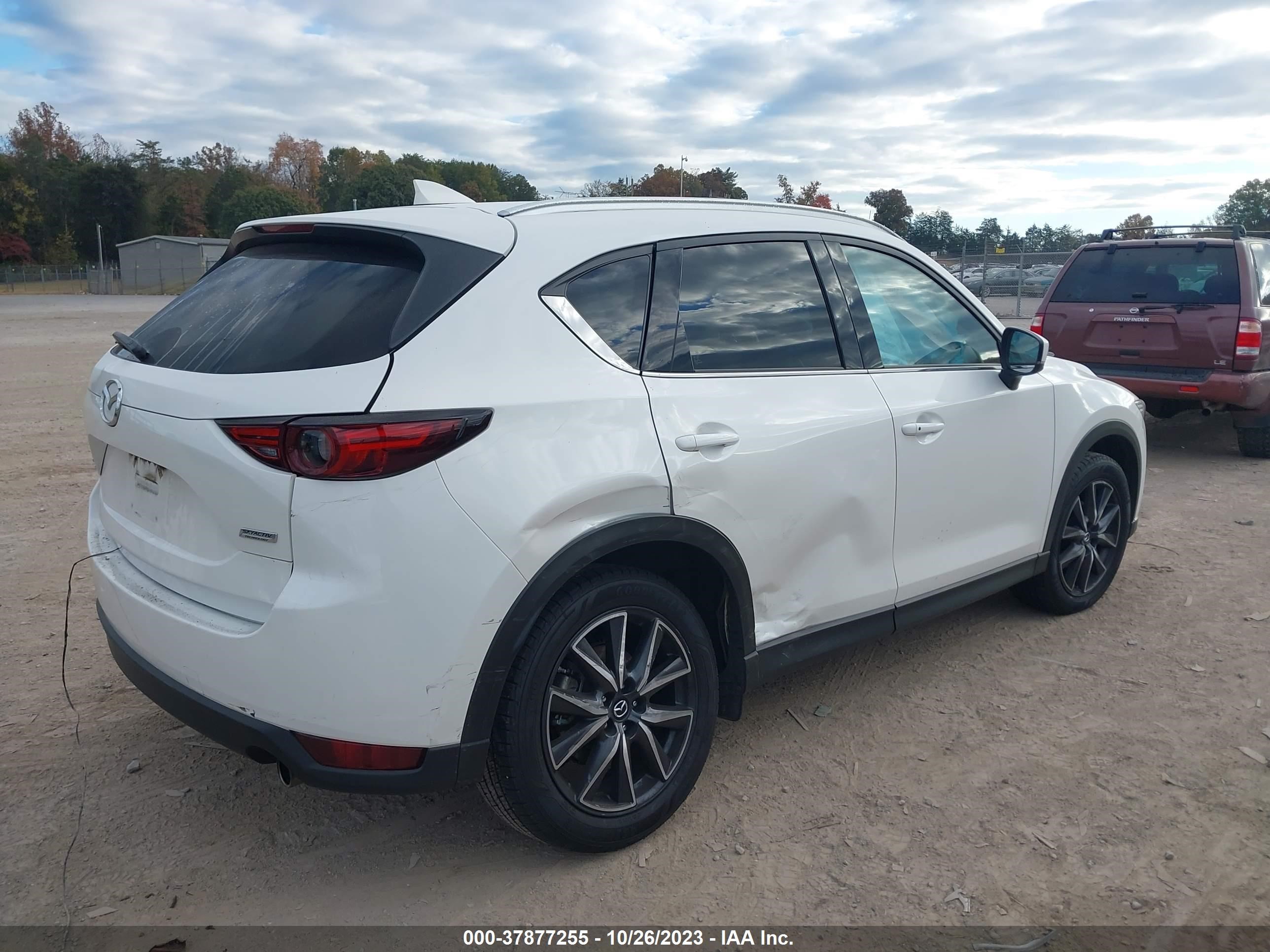 Photo 3 VIN: JM3KFBDL9H0221137 - MAZDA CX-5 