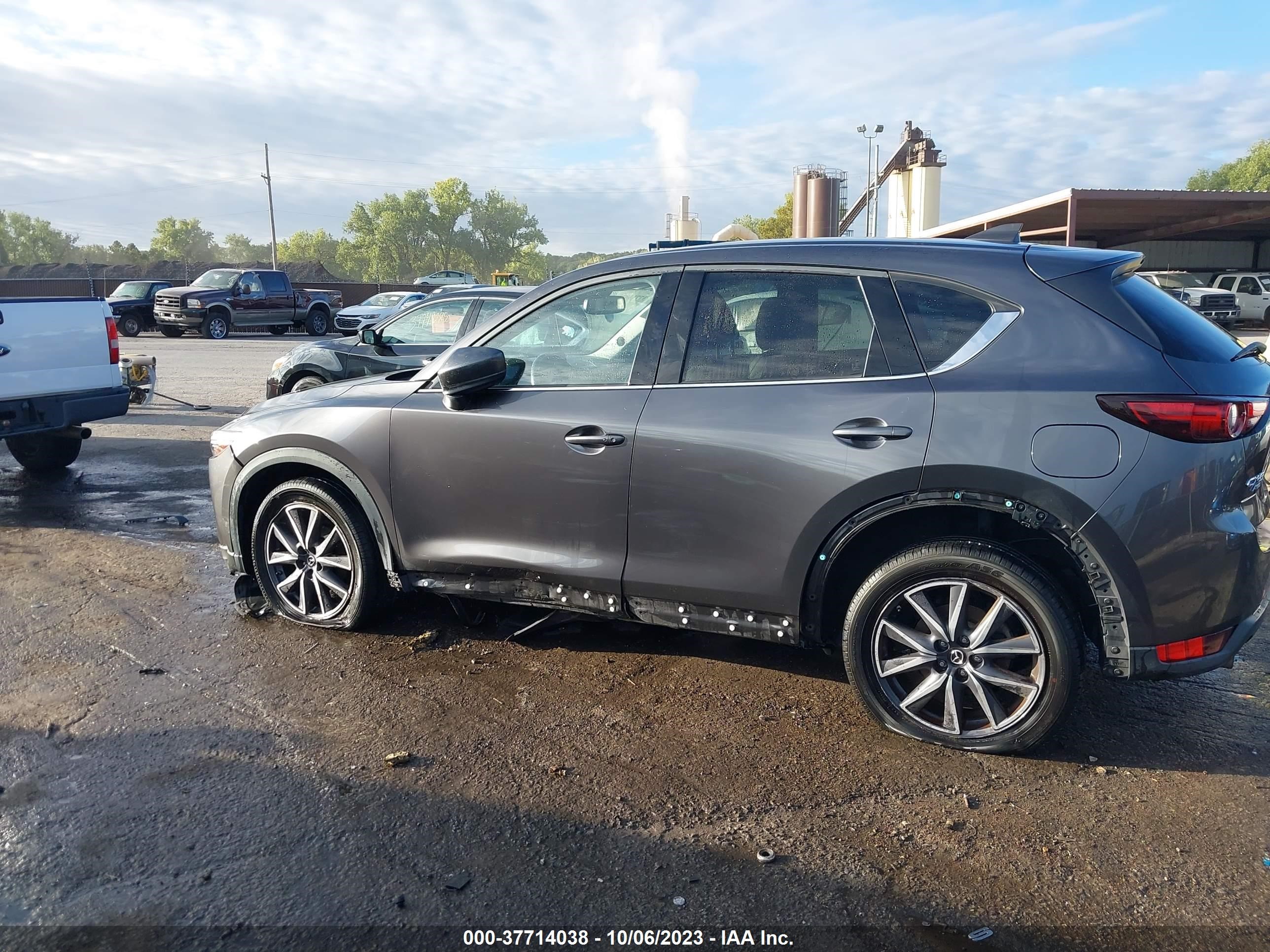 Photo 13 VIN: JM3KFBDLXH0177665 - MAZDA CX-5 