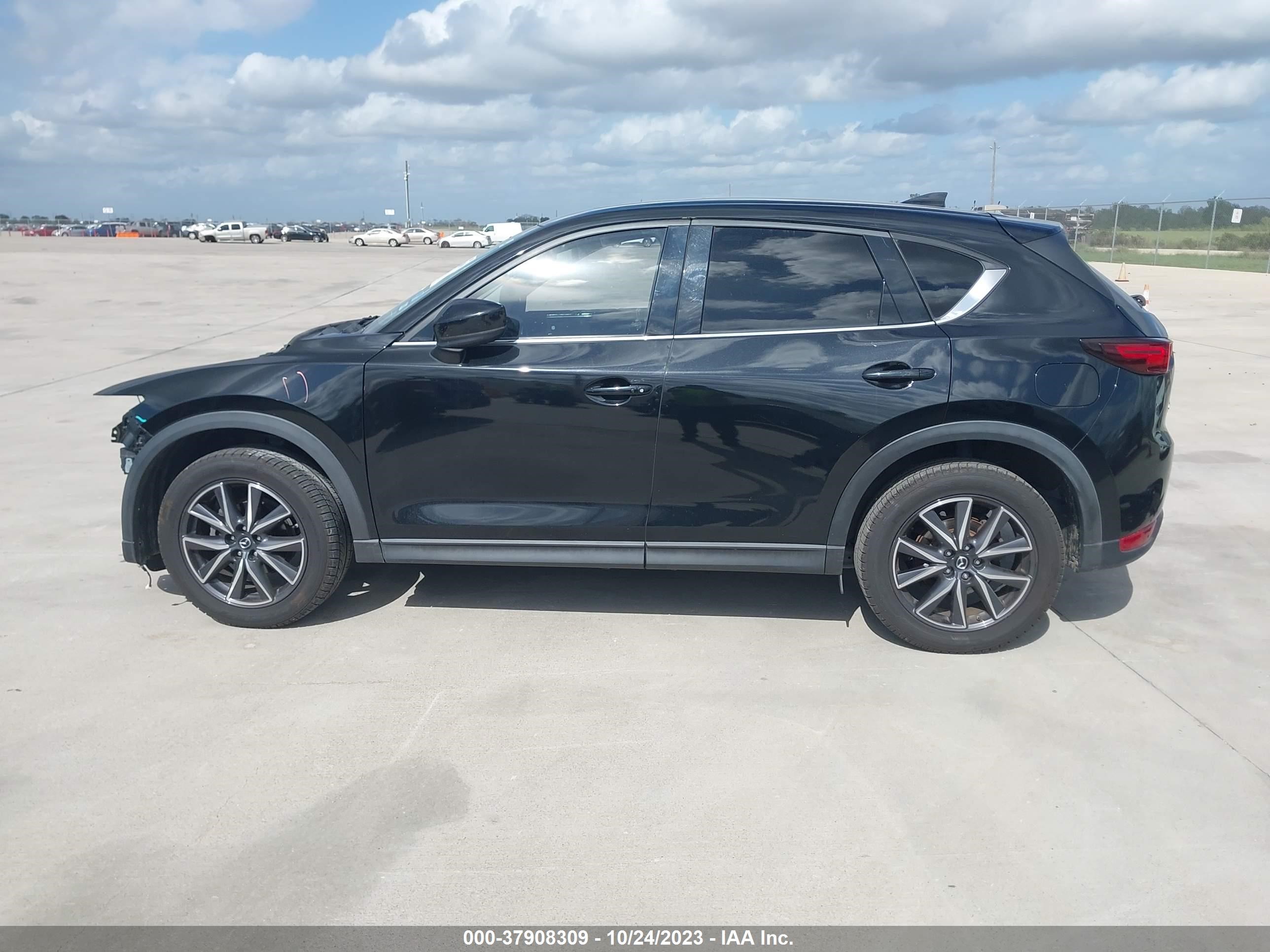 Photo 14 VIN: JM3KFBDM1J0371936 - MAZDA CX-5 