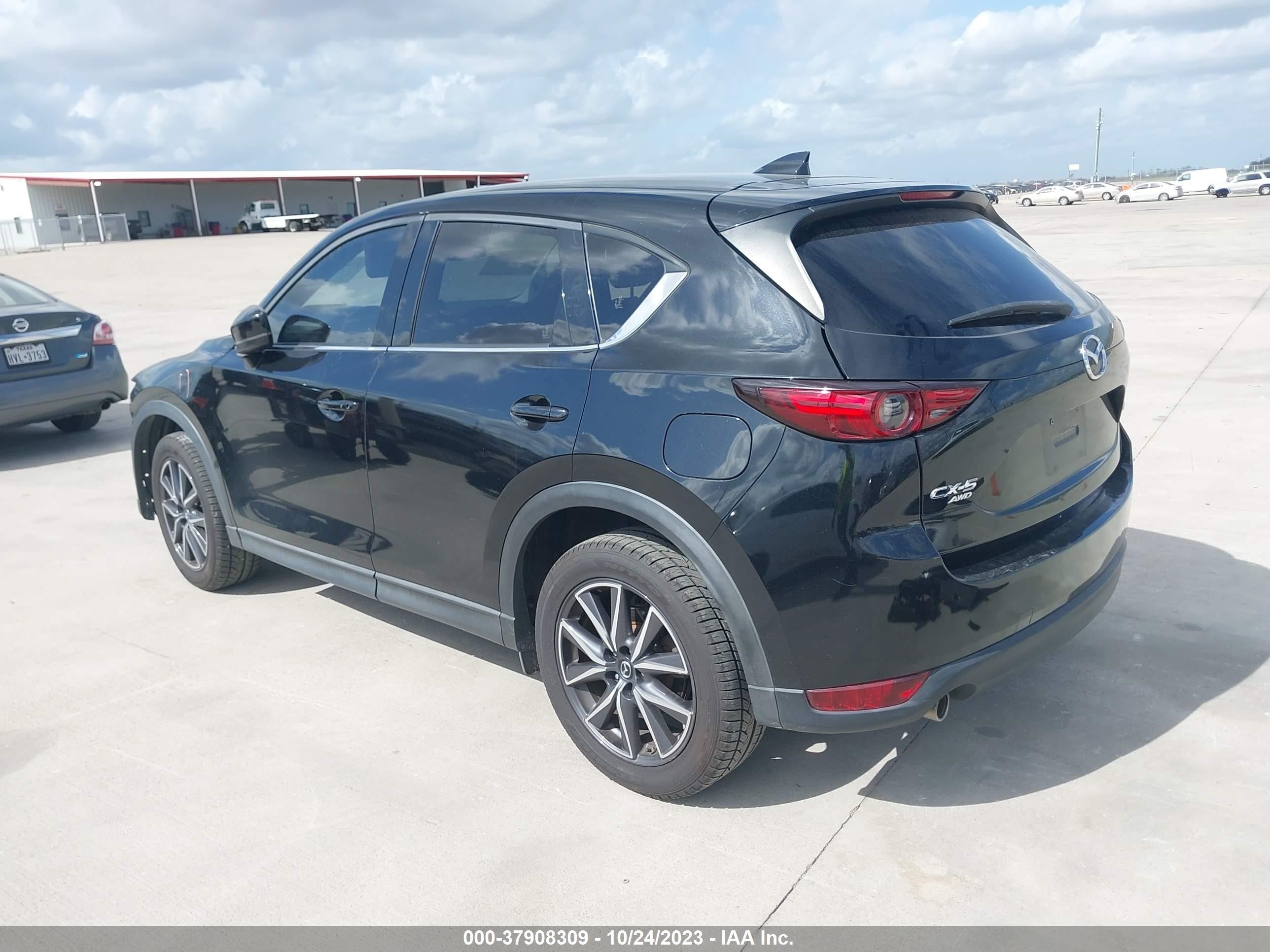 Photo 2 VIN: JM3KFBDM1J0371936 - MAZDA CX-5 