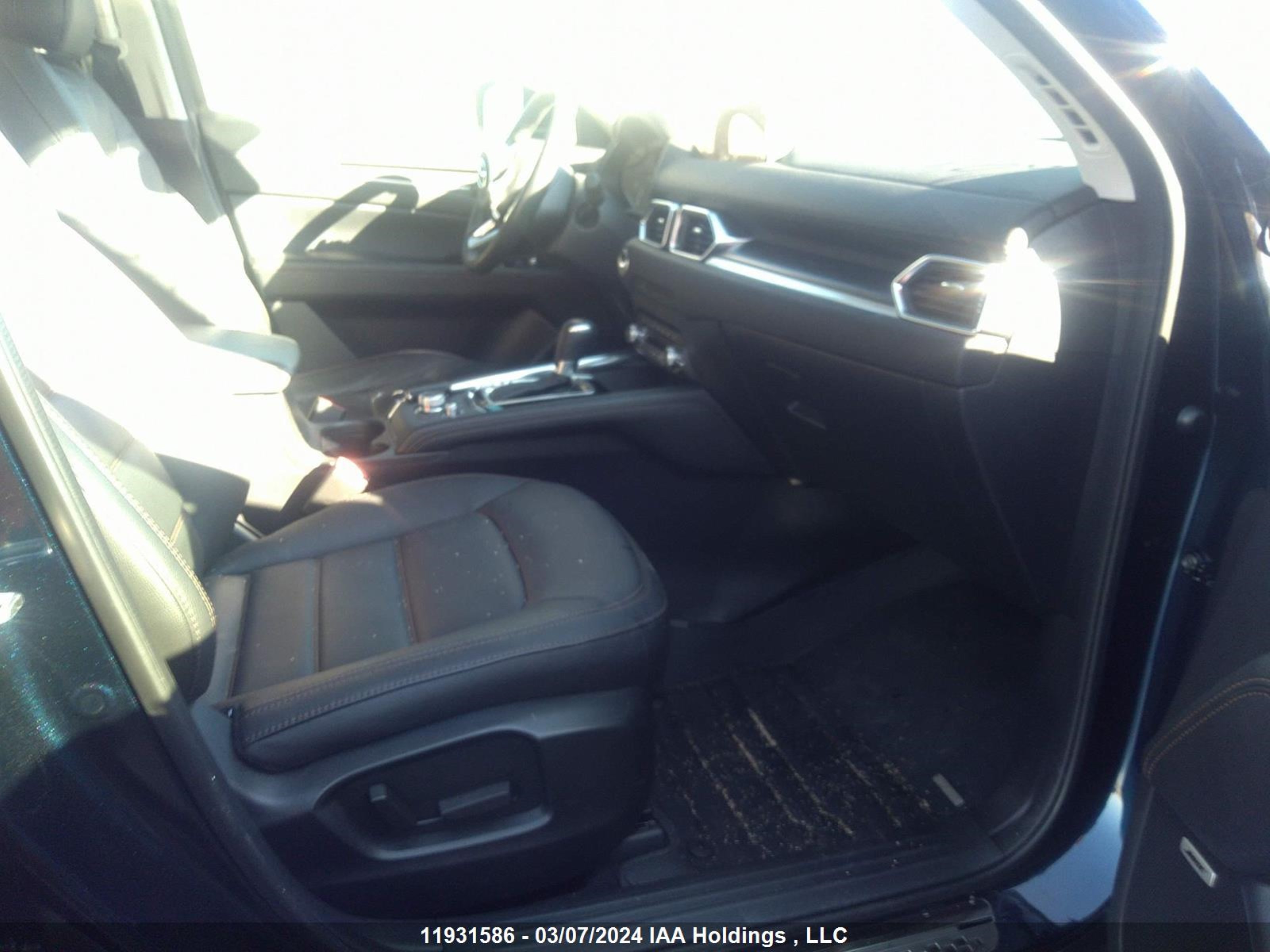 Photo 4 VIN: JM3KFBDM3P0111787 - MAZDA CX-5 