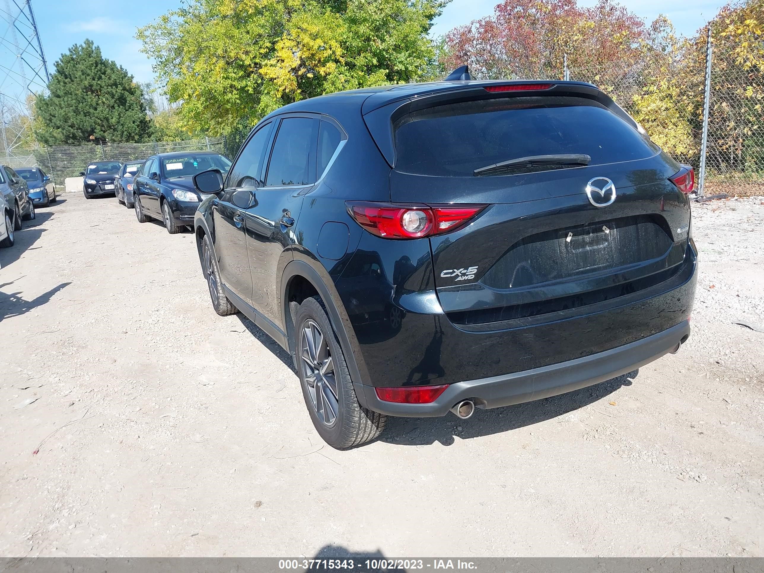 Photo 2 VIN: JM3KFBDM4J0319894 - MAZDA CX-5 