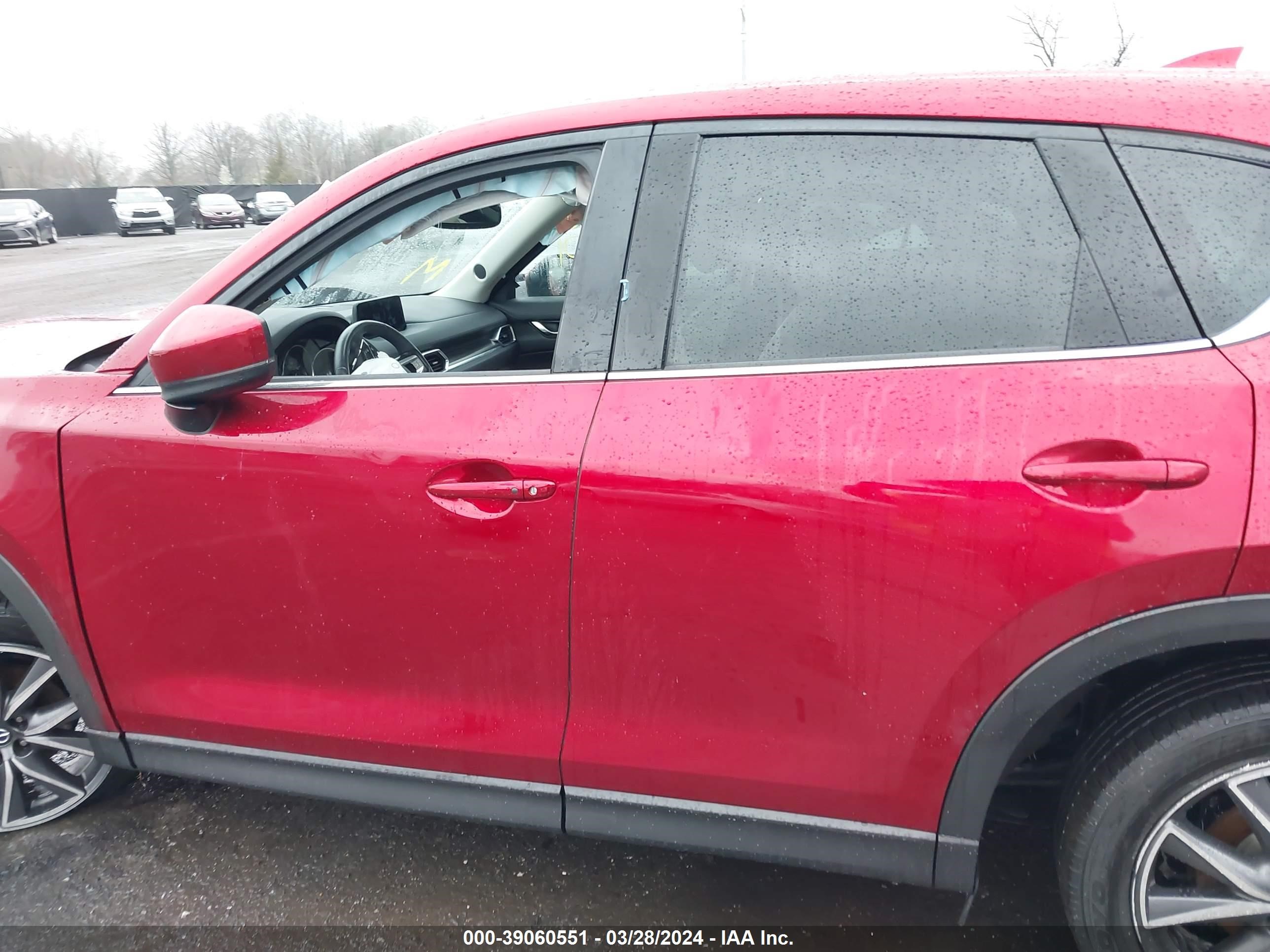 Photo 13 VIN: JM3KFBDM4J0328904 - MAZDA CX-5 