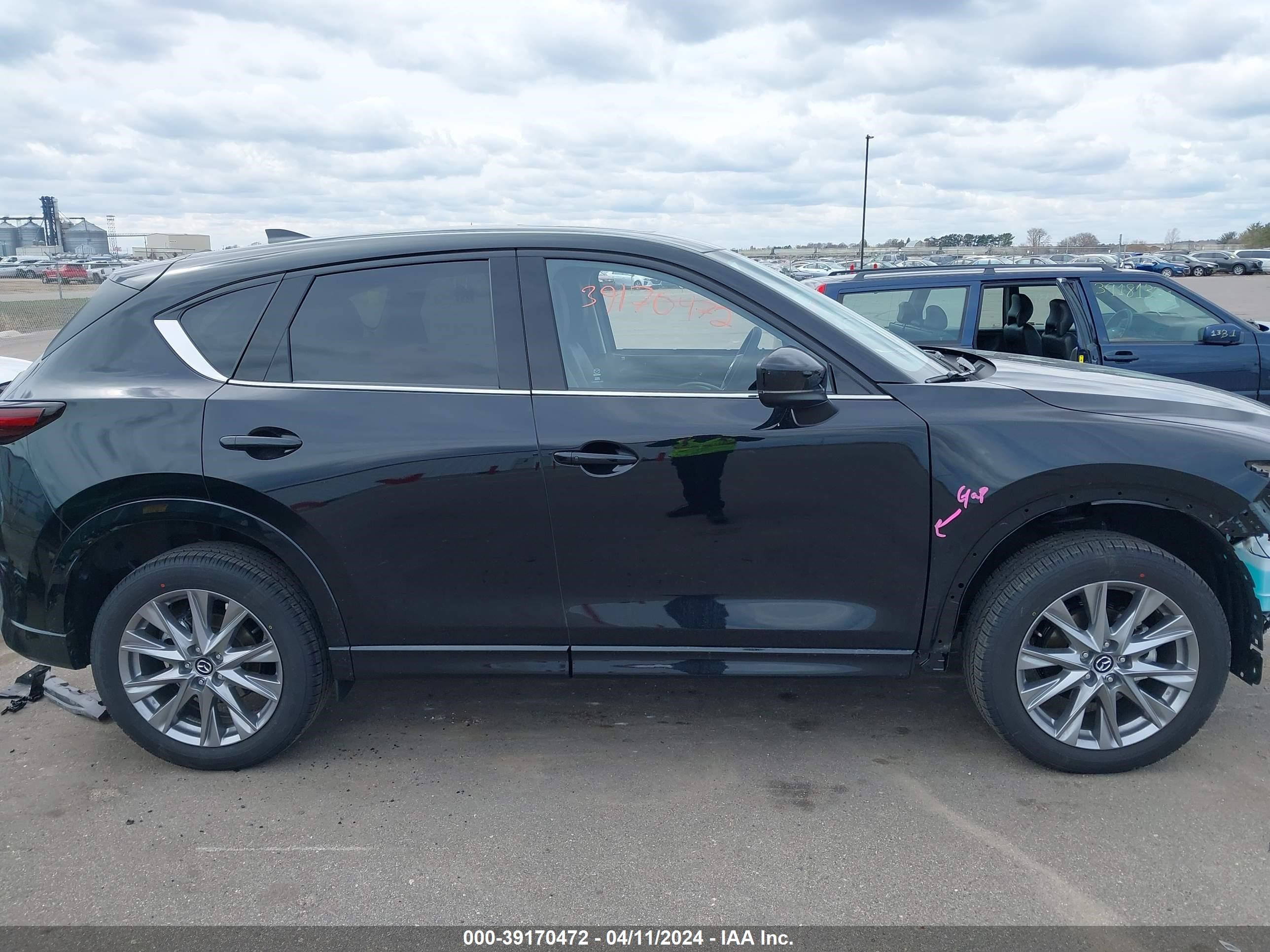 Photo 13 VIN: JM3KFBDM4R0400387 - MAZDA CX-5 