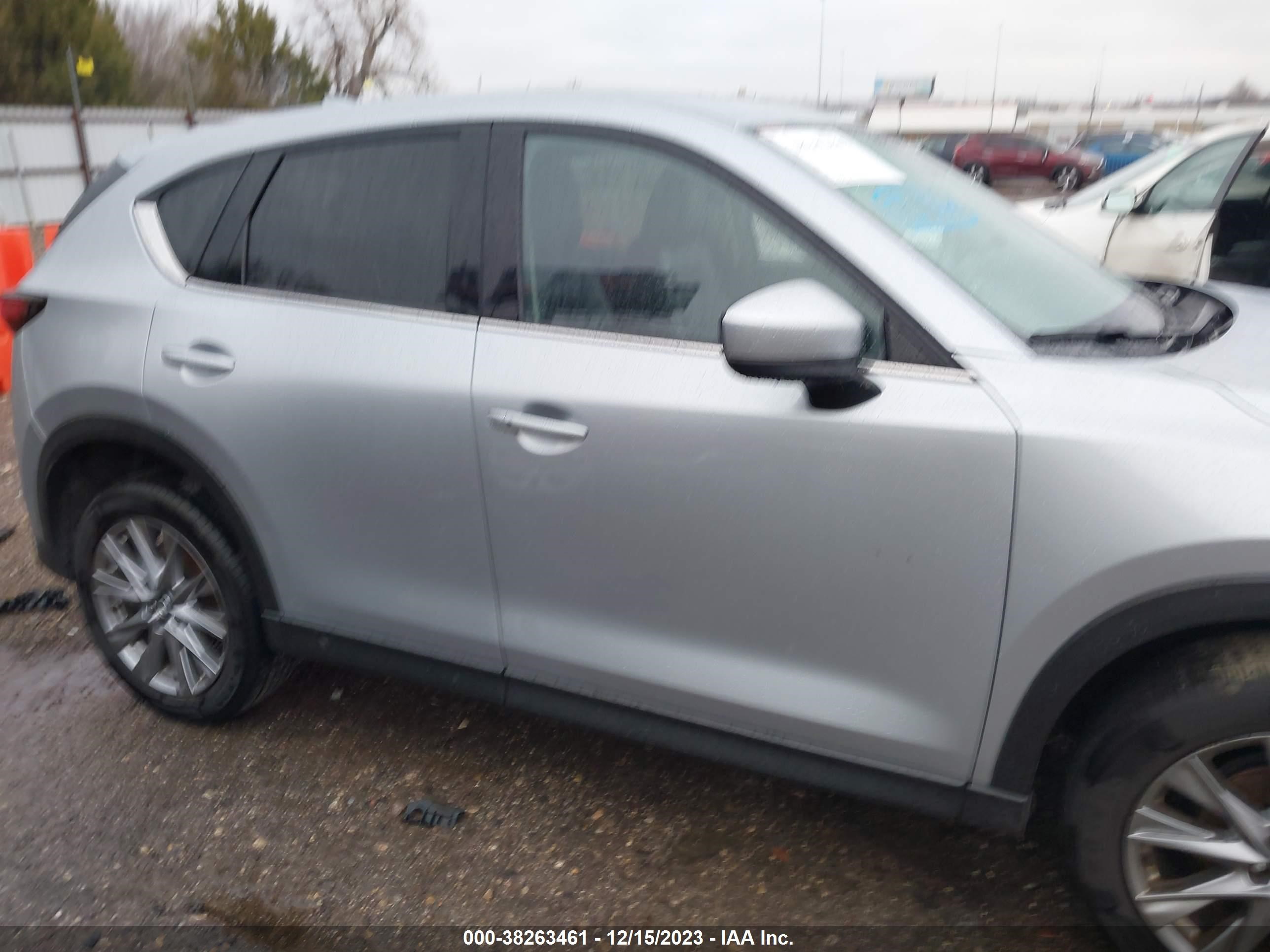 Photo 13 VIN: JM3KFBDM5M1388625 - MAZDA CX-5 