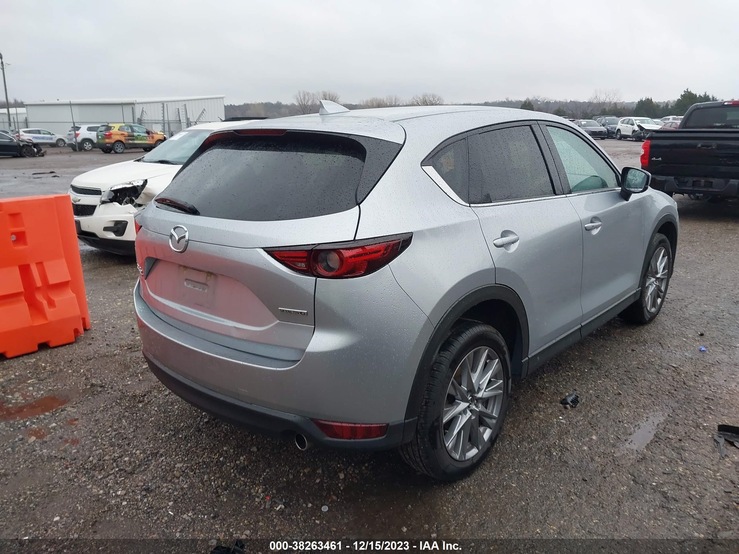 Photo 3 VIN: JM3KFBDM5M1388625 - MAZDA CX-5 