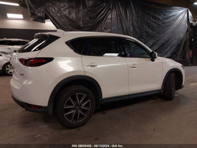 Photo 3 VIN: JM3KFBDM6J0450518 - MAZDA CX-5 