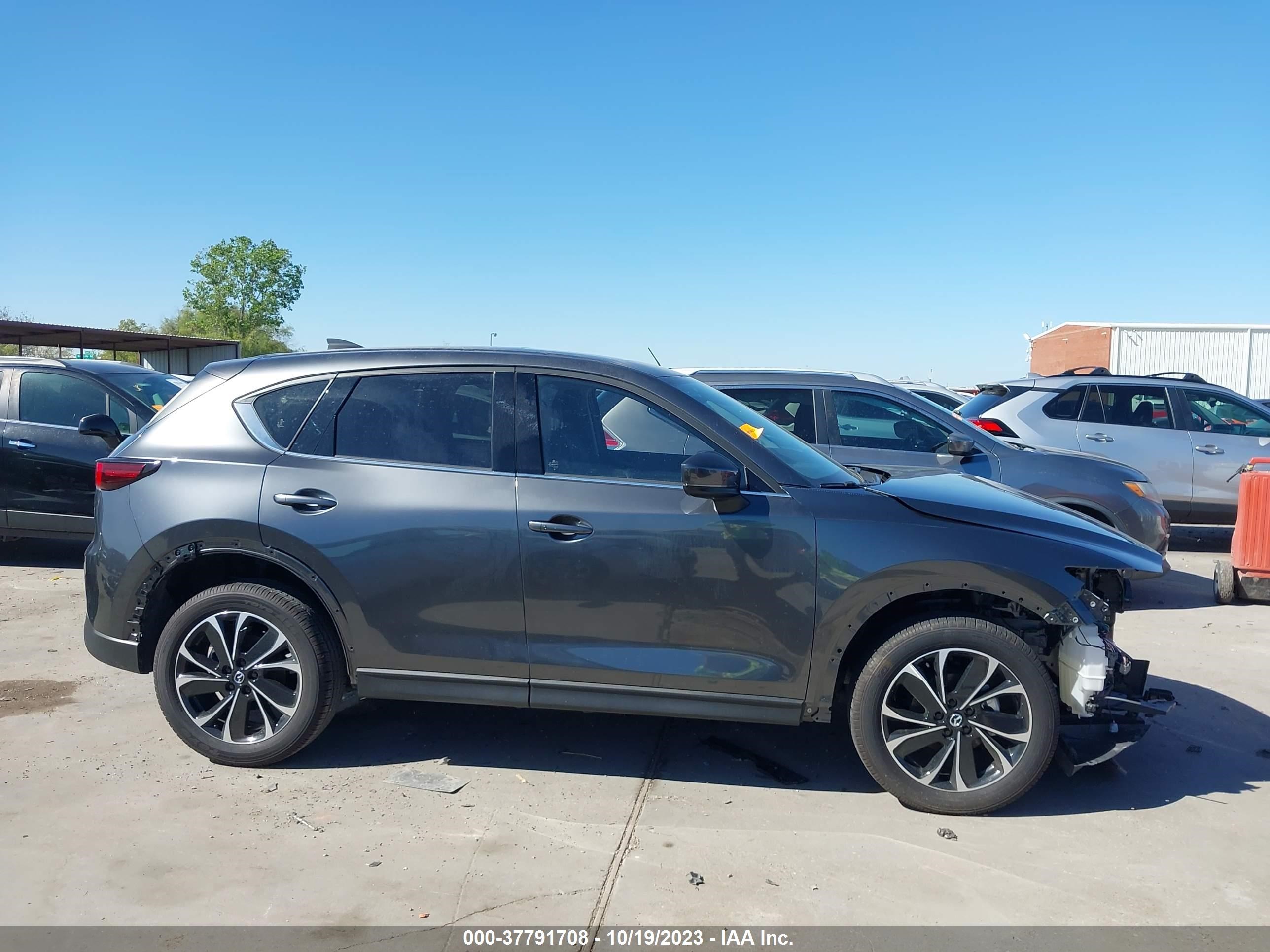 Photo 13 VIN: JM3KFBDM7P0128236 - MAZDA CX-5 