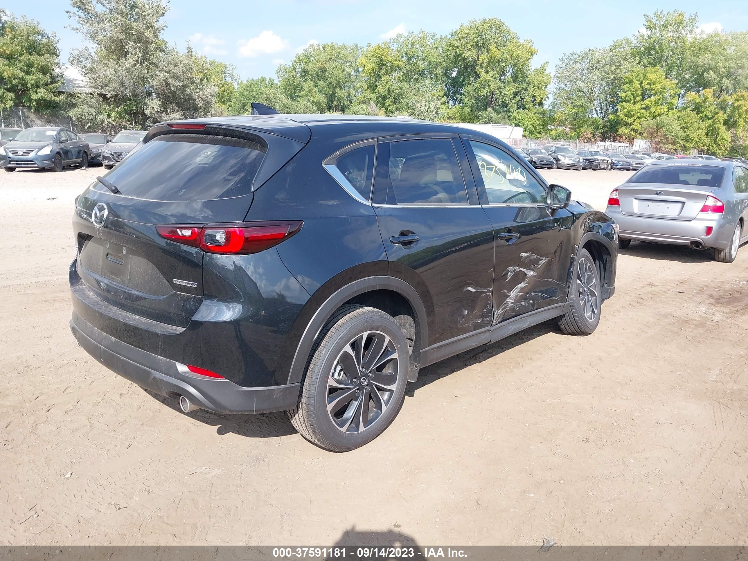 Photo 3 VIN: JM3KFBDM8P0236719 - MAZDA CX-5 