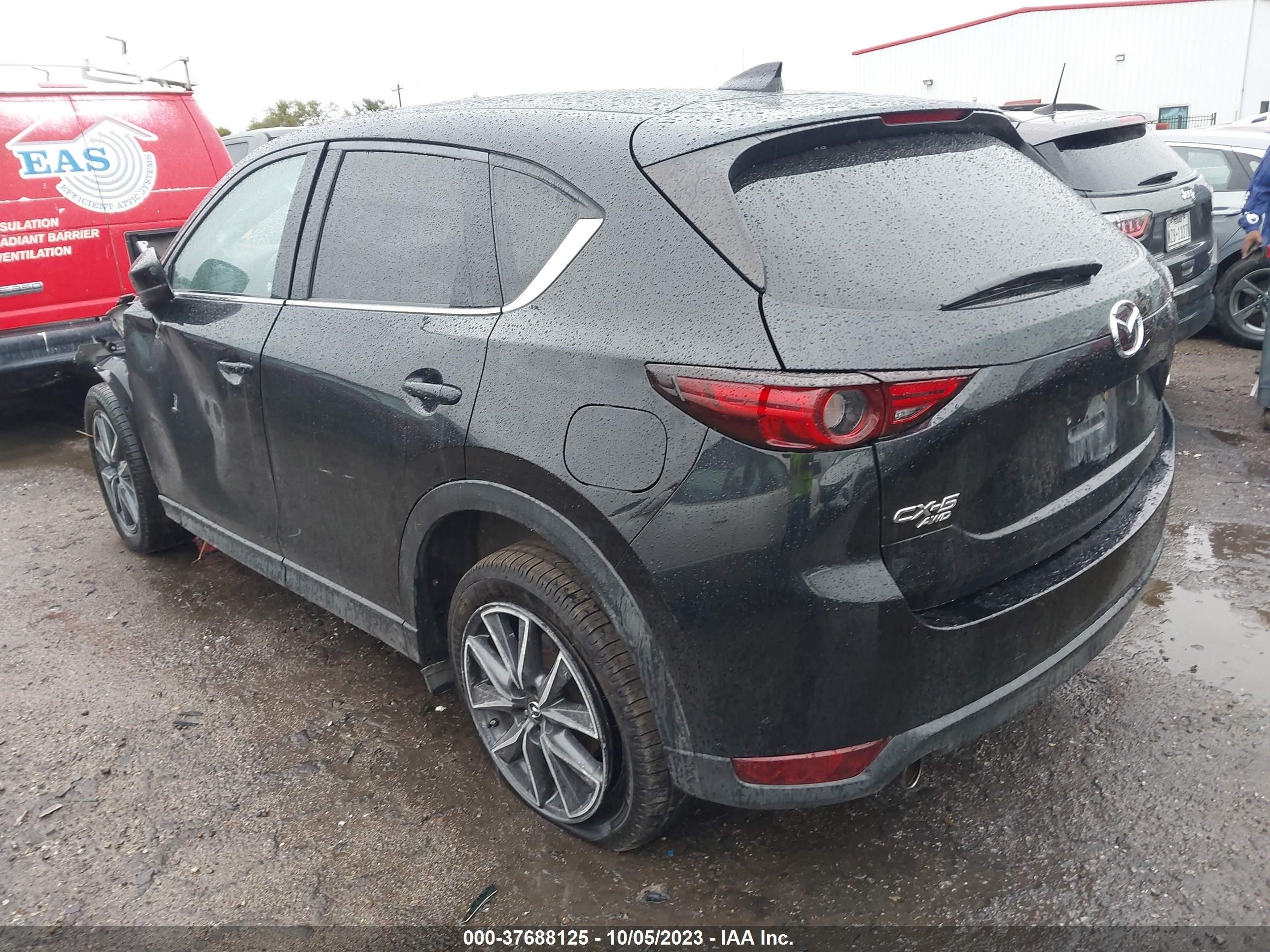 Photo 2 VIN: JM3KFBDMXJ0318359 - MAZDA CX-5 