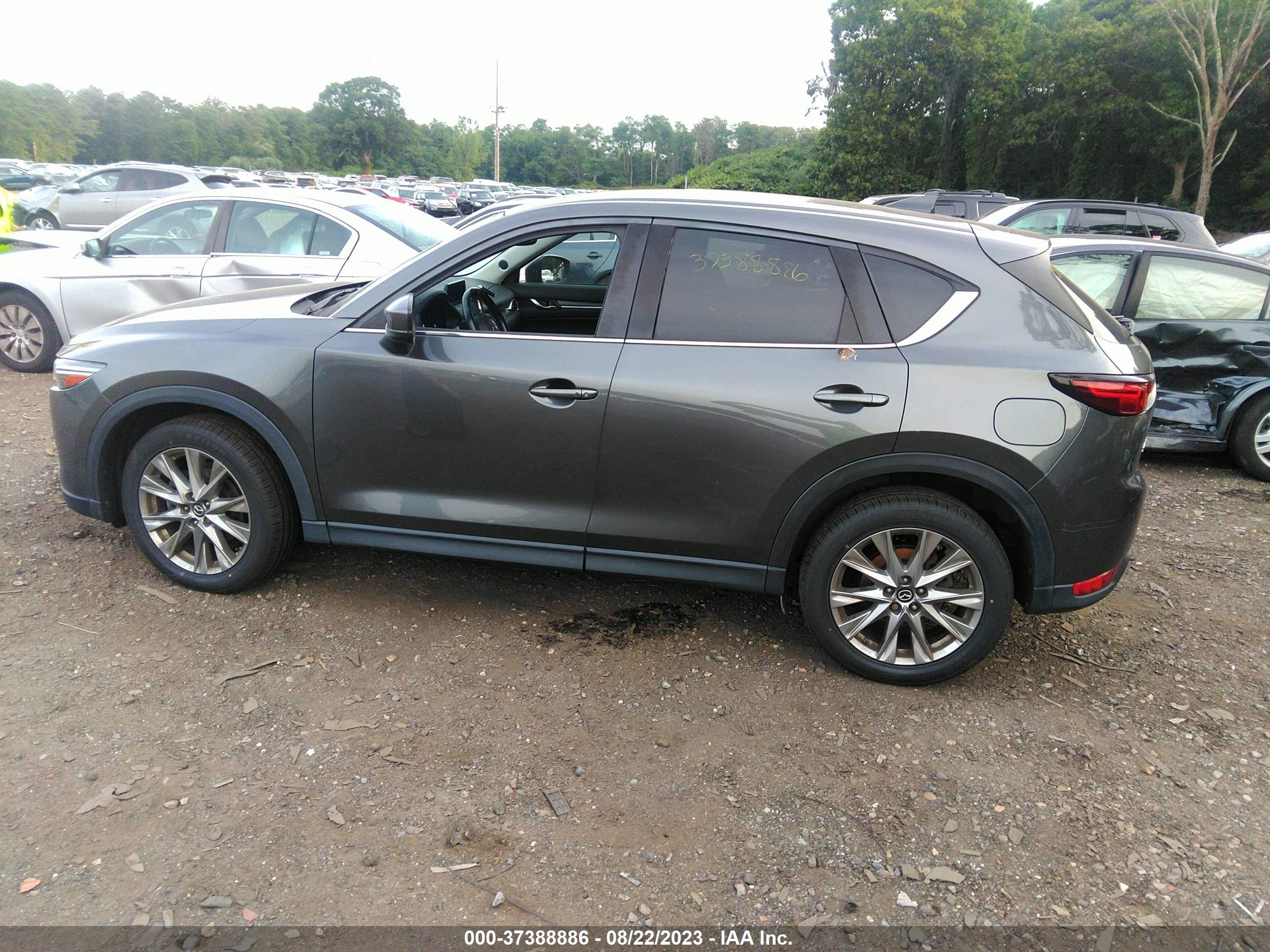 Photo 13 VIN: JM3KFBDY2K0505714 - MAZDA CX-5 