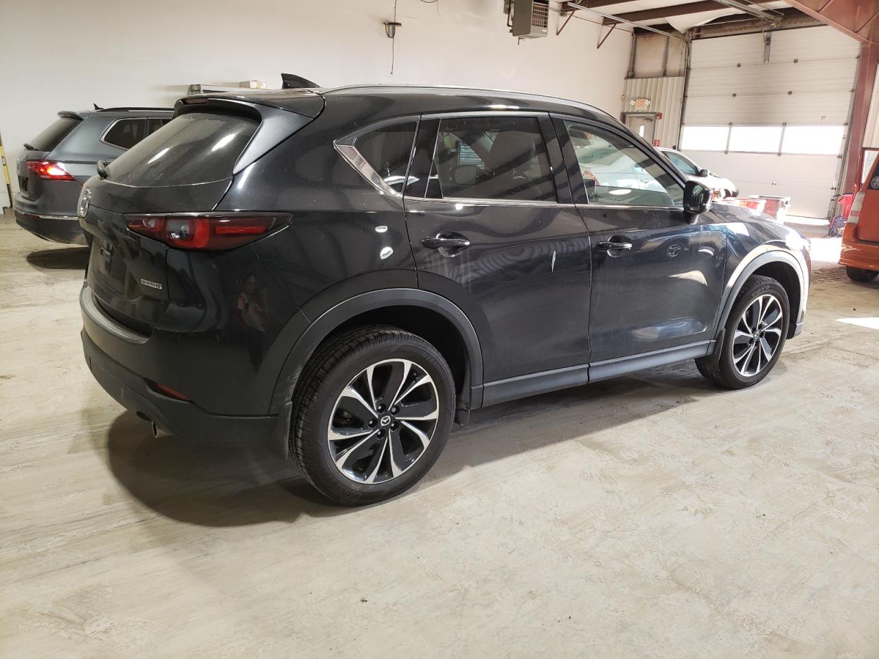 Photo 2 VIN: JM3KFBEM9P0180823 - MAZDA CX-5 