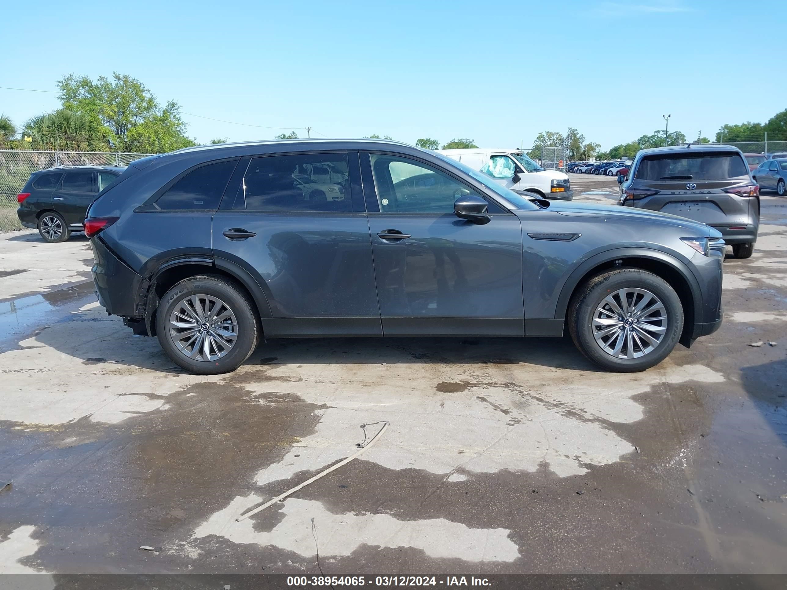 Photo 12 VIN: JM3KKCHD3R1153109 - MAZDA CX-90 