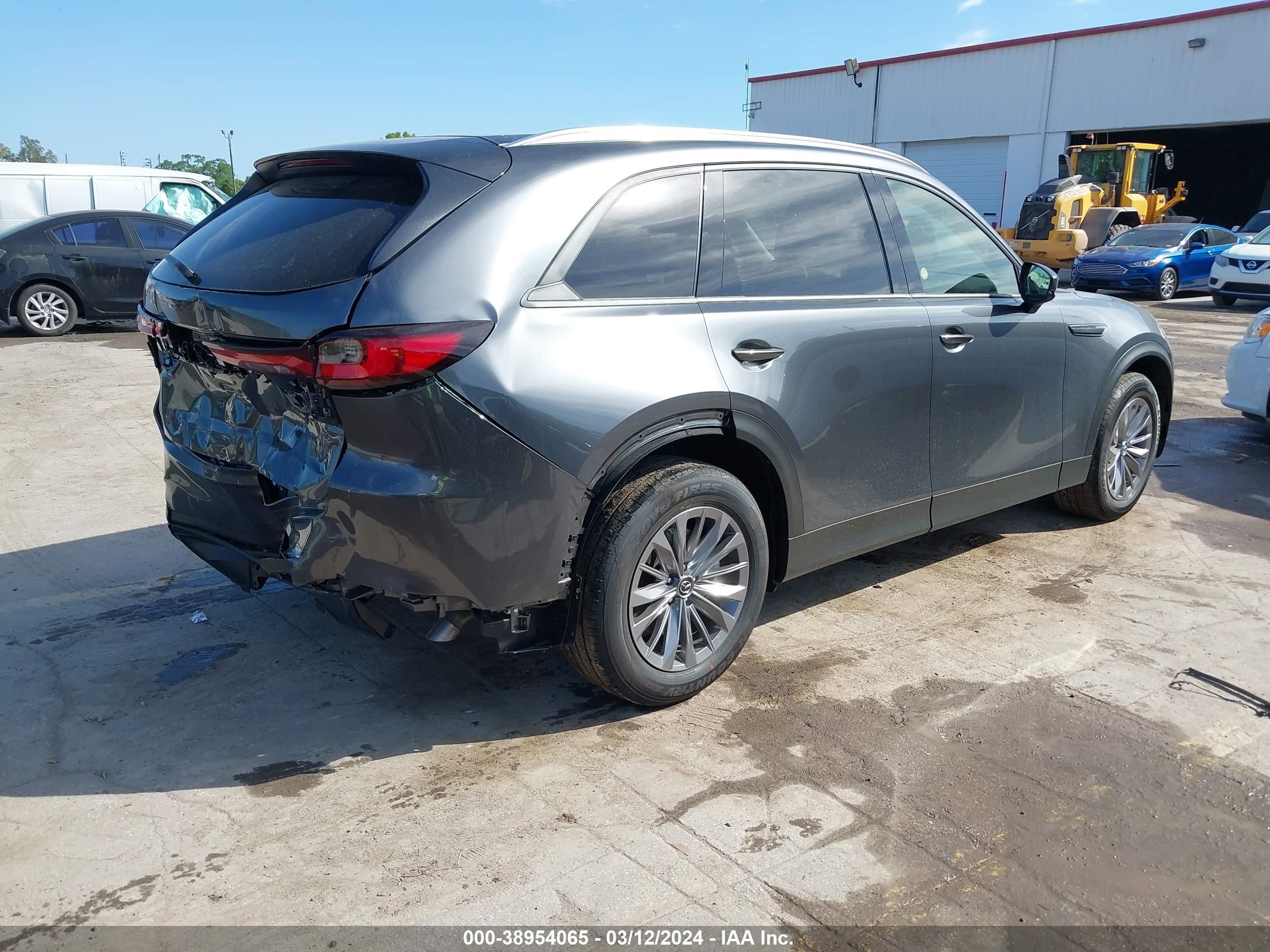 Photo 3 VIN: JM3KKCHD3R1153109 - MAZDA CX-90 