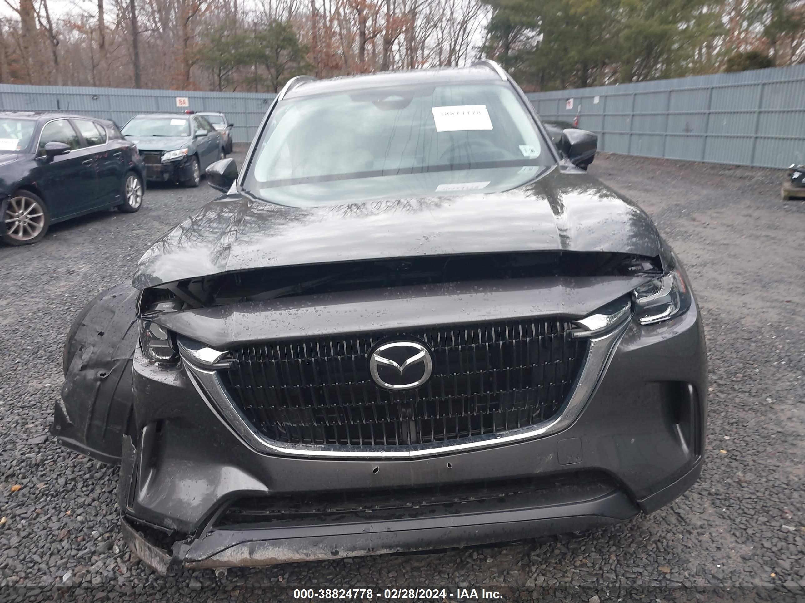 Photo 11 VIN: JM3KKCHD7R1107167 - MAZDA CX-90 PREF 