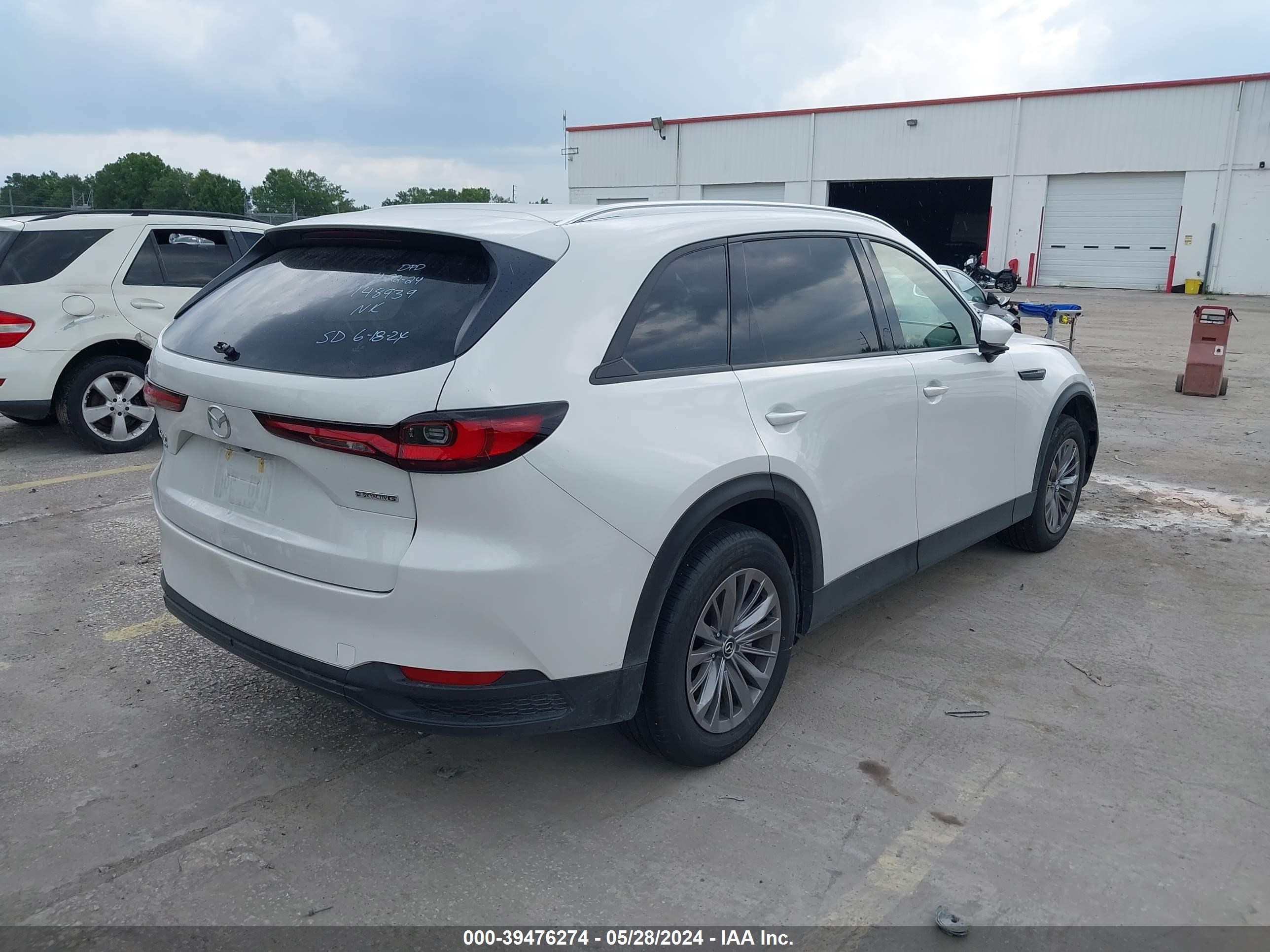 Photo 3 VIN: JM3KKCHD8R1148939 - MAZDA CX-90 