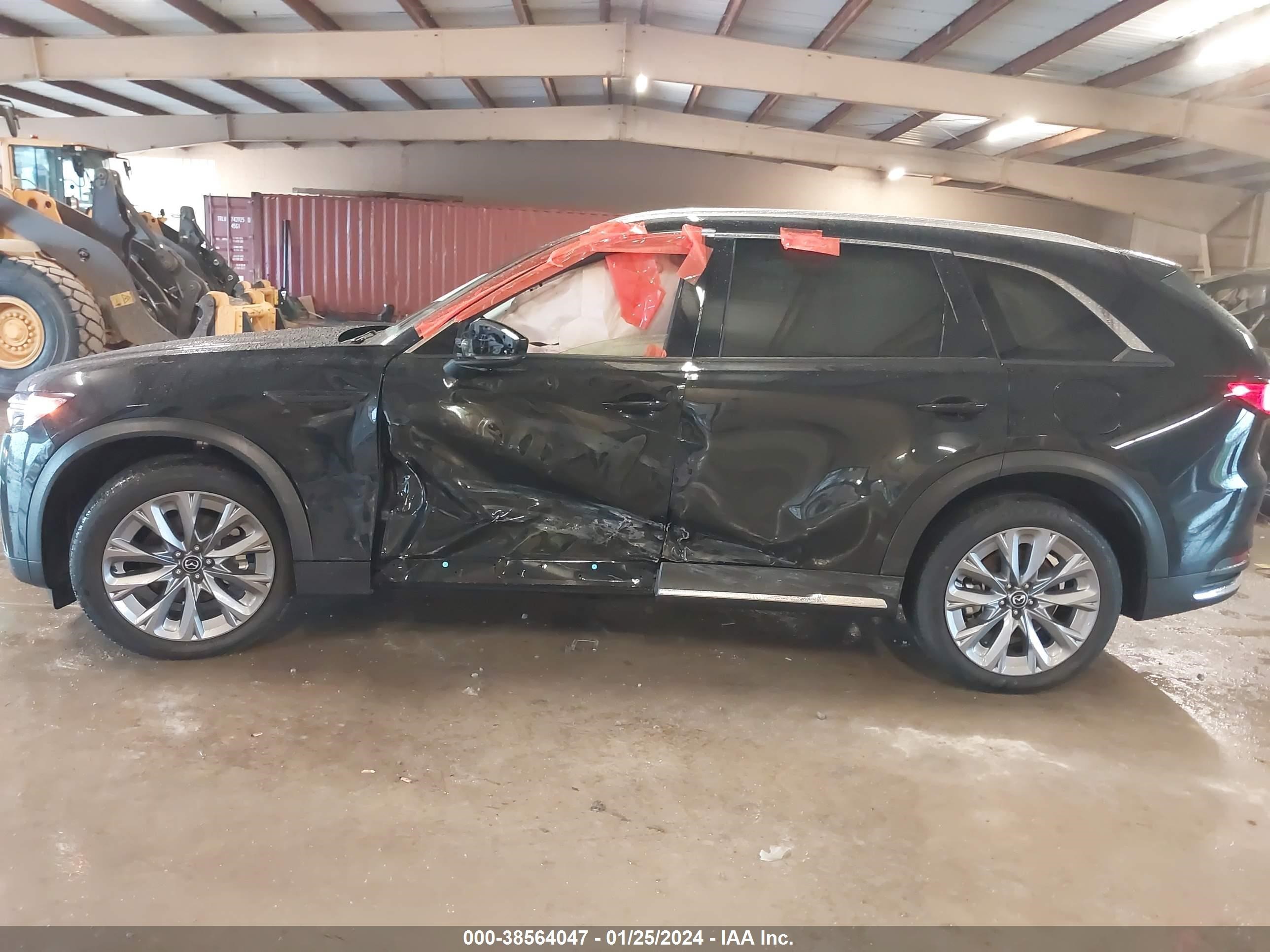 Photo 13 VIN: JM3KKDHD5R1118075 - MAZDA CX-90 