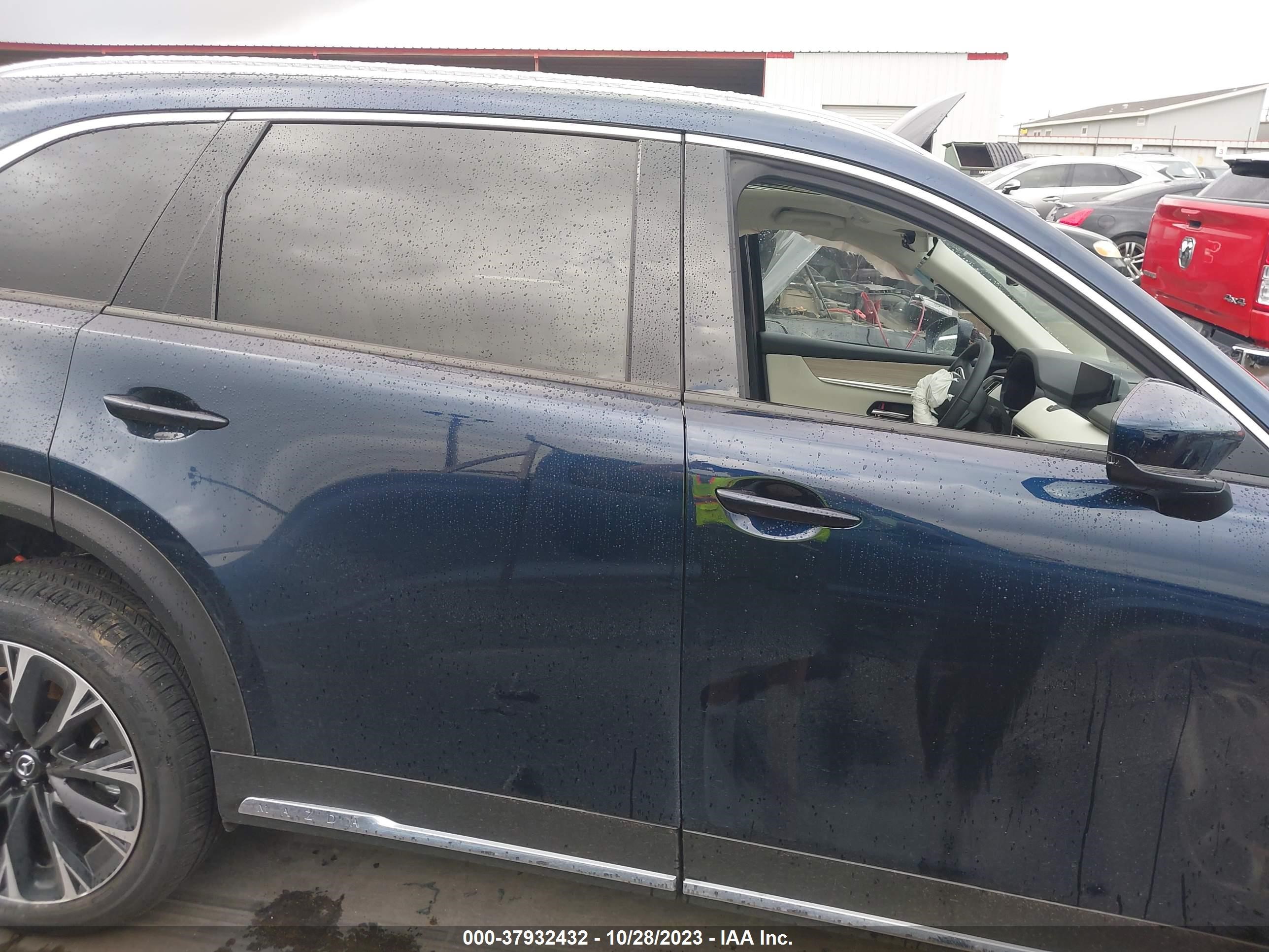 Photo 11 VIN: JM3KKEHA7R1128523 - MAZDA CX-90 