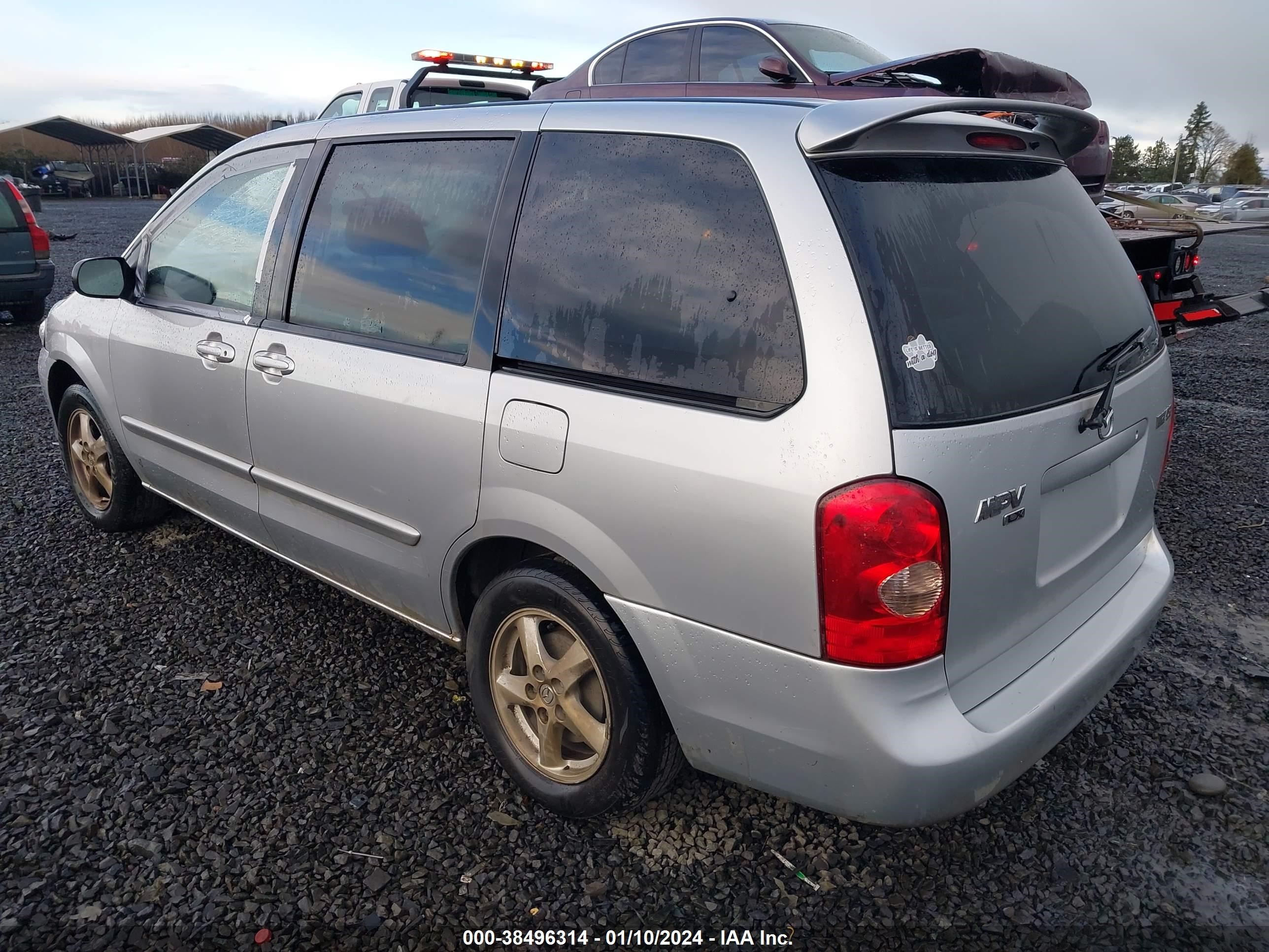 Photo 2 VIN: JM3LW28A030347490 - MAZDA MPV 