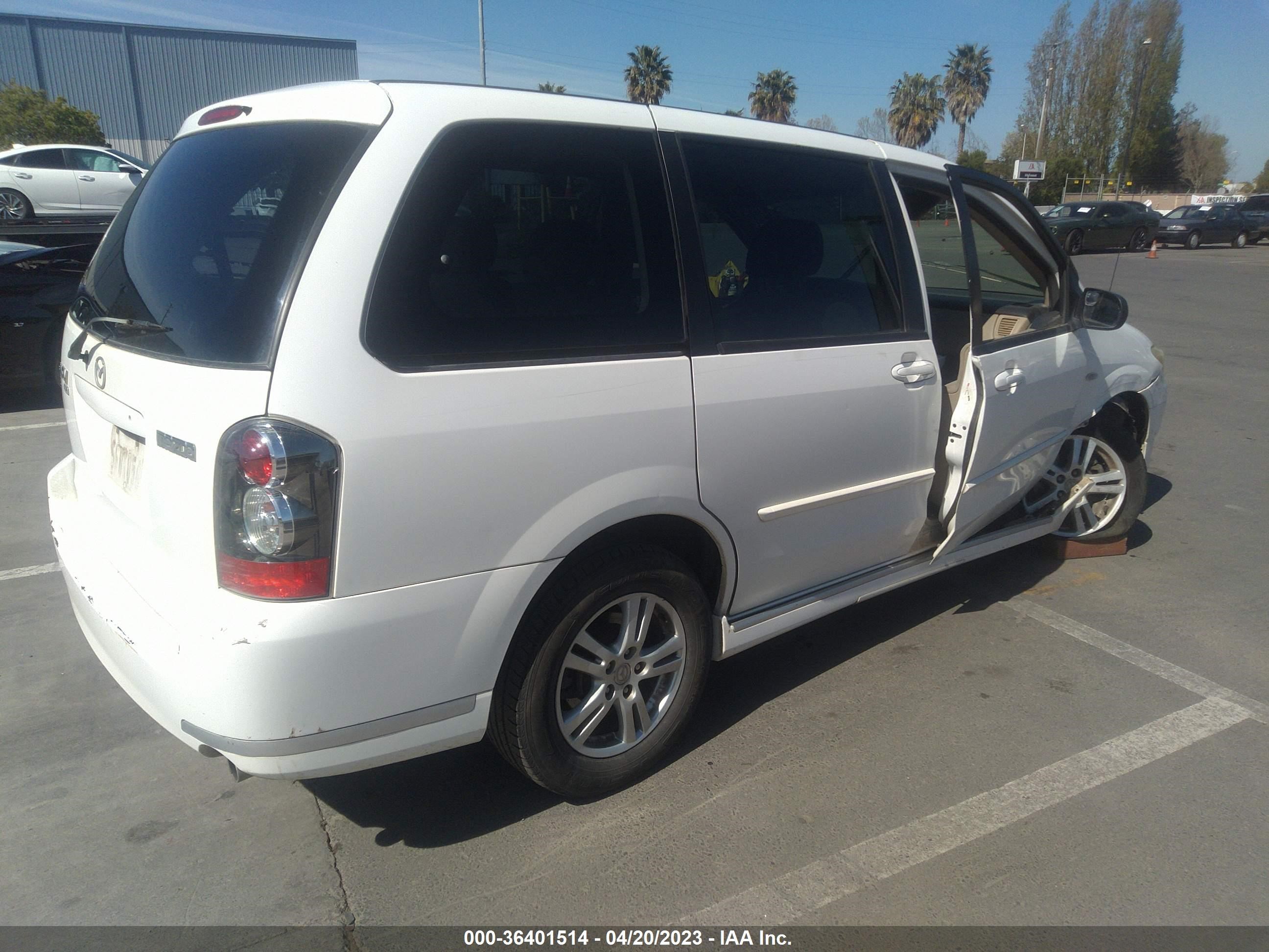 Photo 3 VIN: JM3LW28A140517180 - MAZDA MPV 