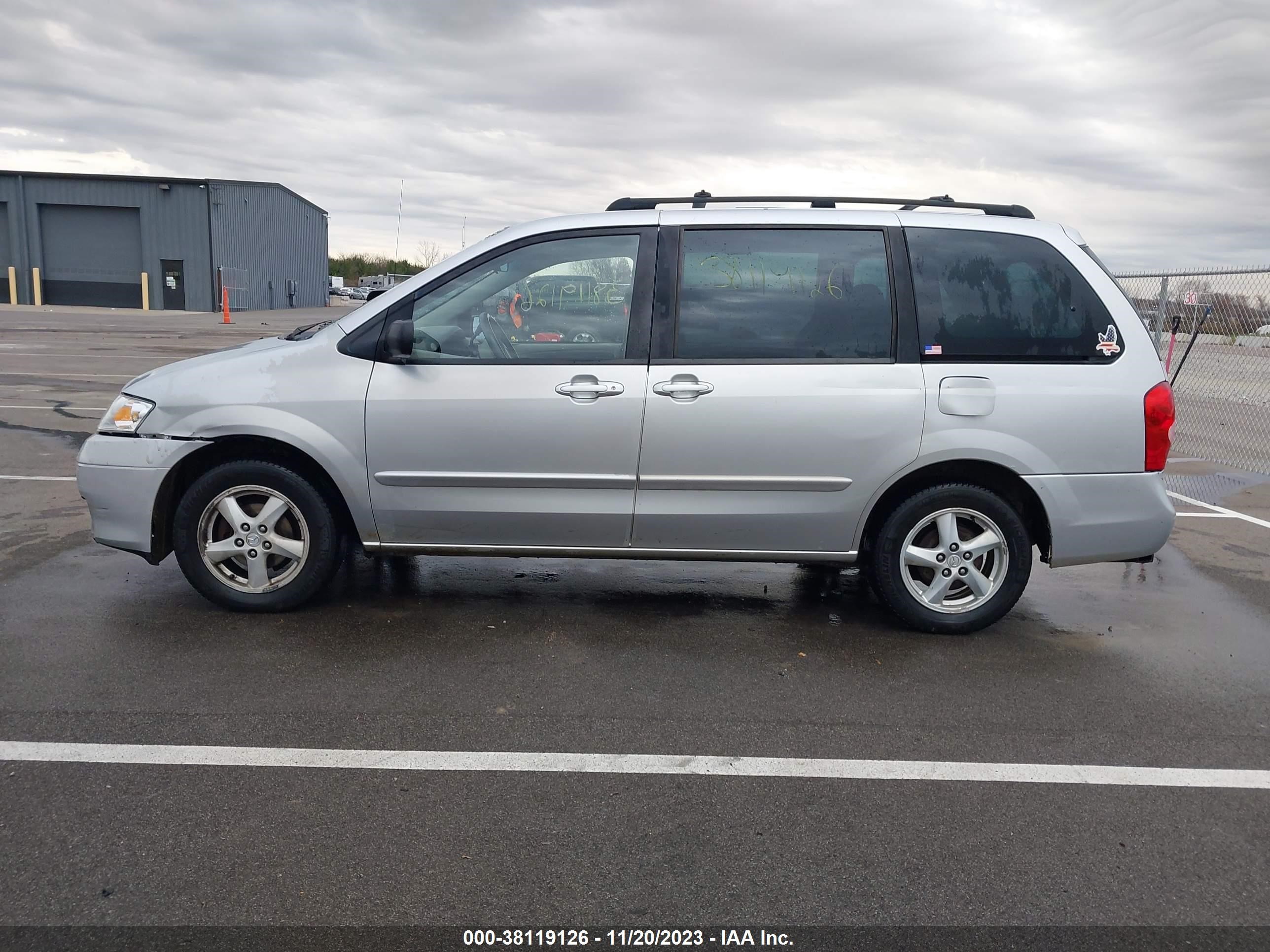 Photo 14 VIN: JM3LW28A230337916 - MAZDA MPV 