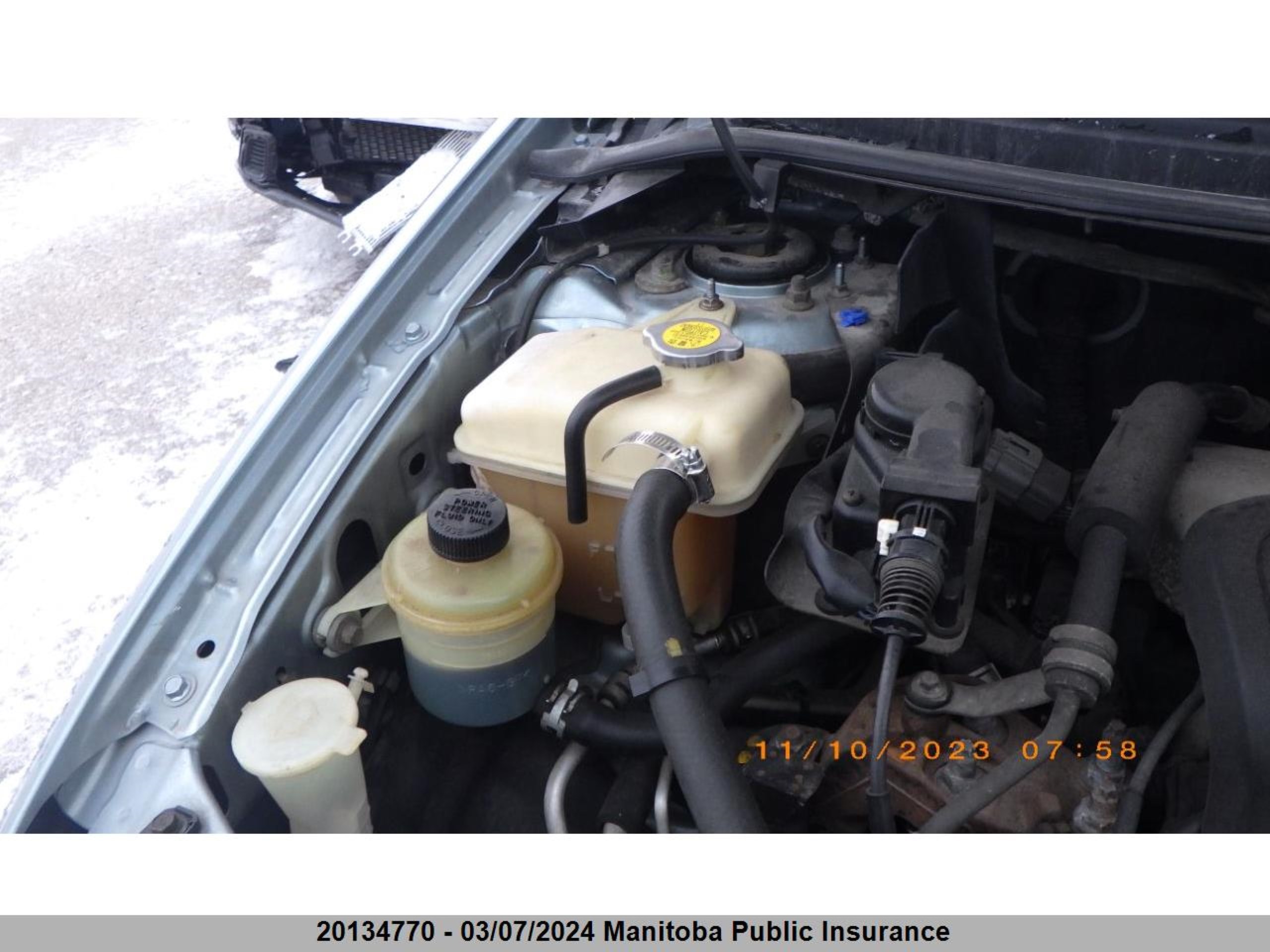 Photo 6 VIN: JM3LW28A330336628 - MAZDA MPV 