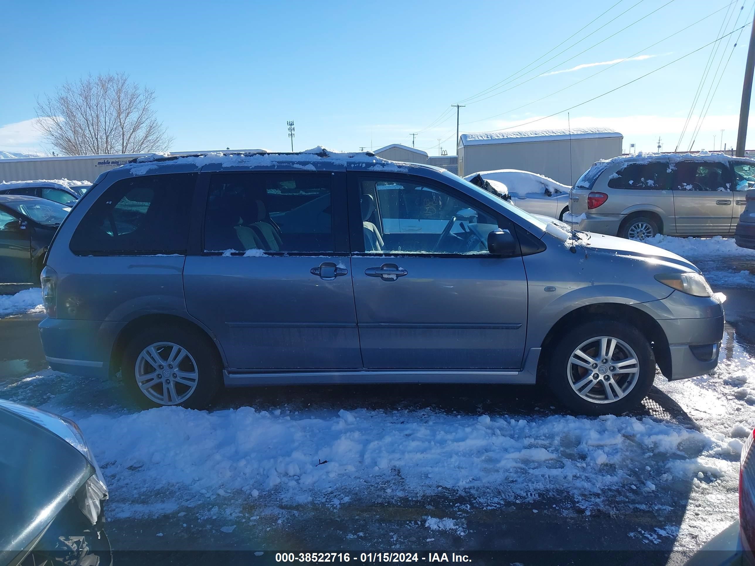 Photo 12 VIN: JM3LW28A350547993 - MAZDA MPV 