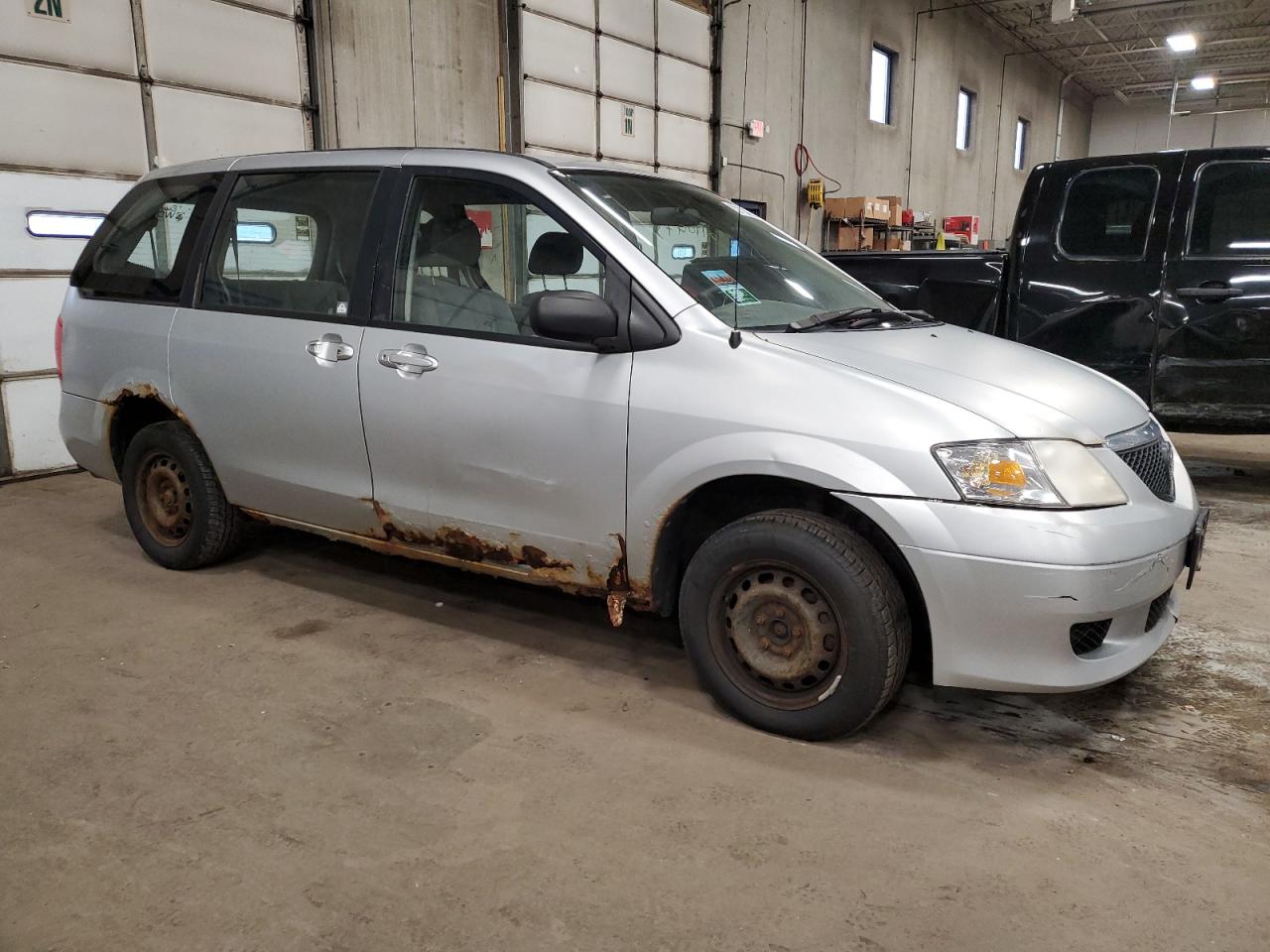 Photo 3 VIN: JM3LW28A430377821 - MAZDA MPV 