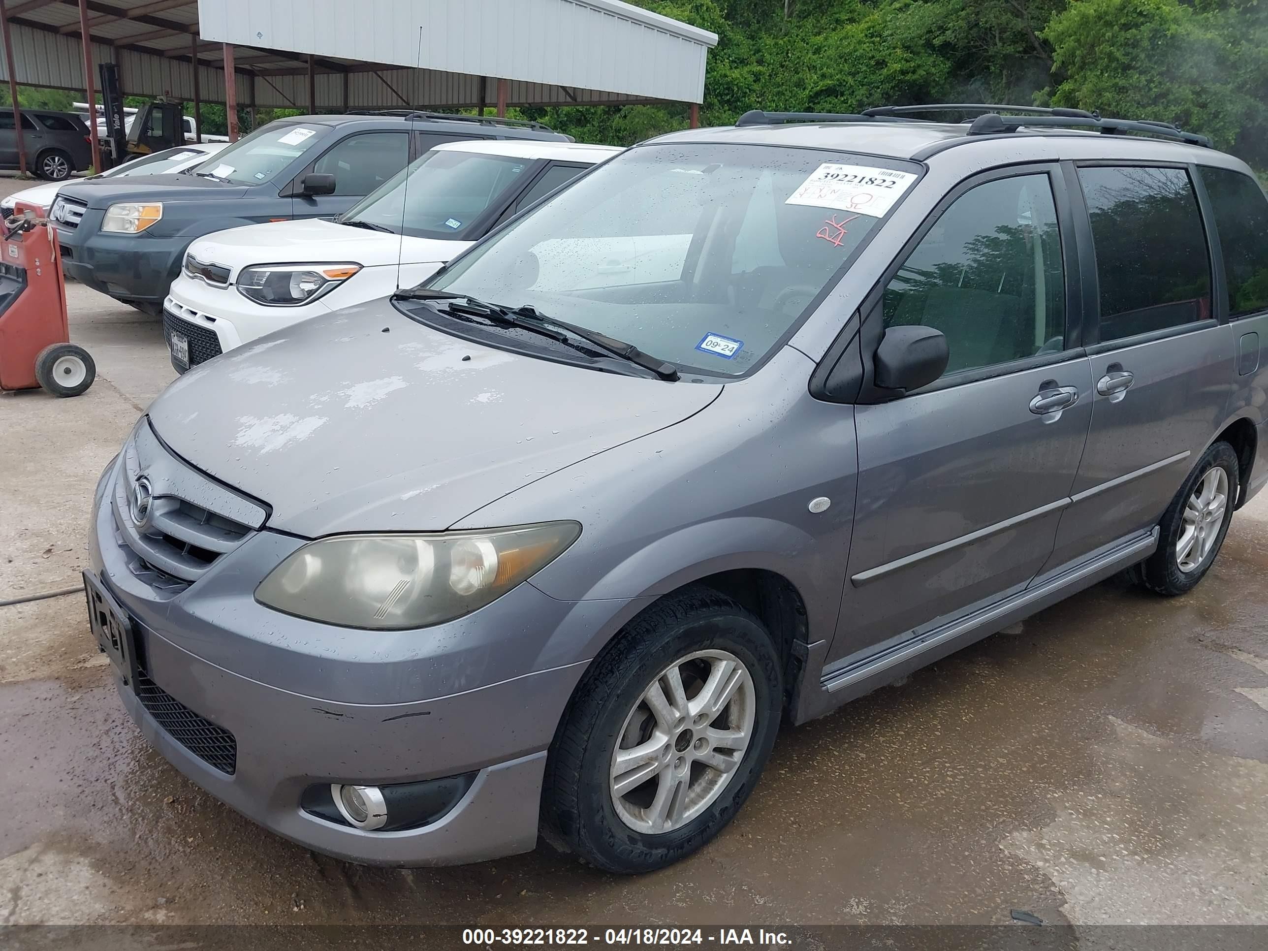 Photo 1 VIN: JM3LW28A440531882 - MAZDA MPV 