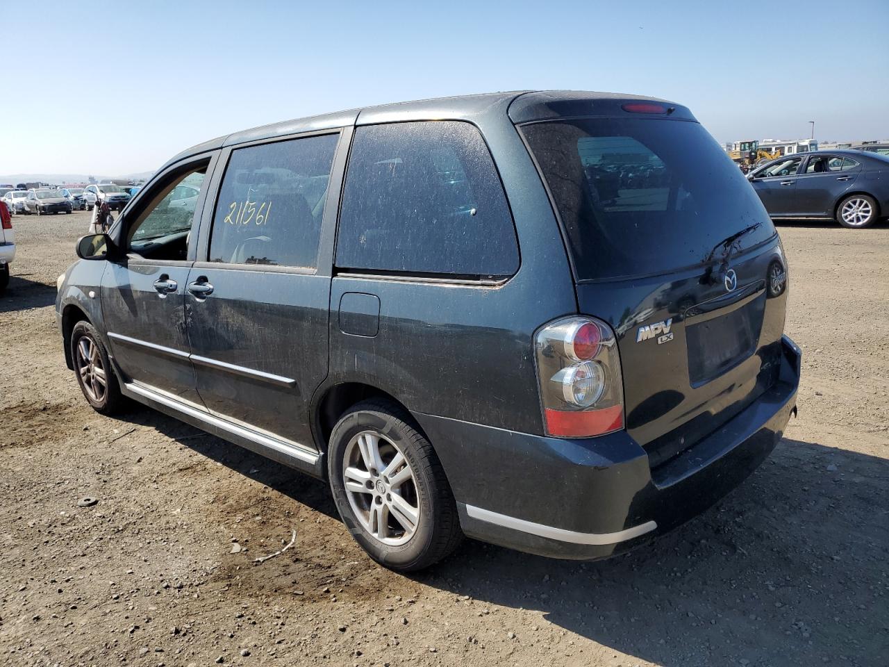 Photo 2 VIN: JM3LW28A550538440 - MAZDA MPV 