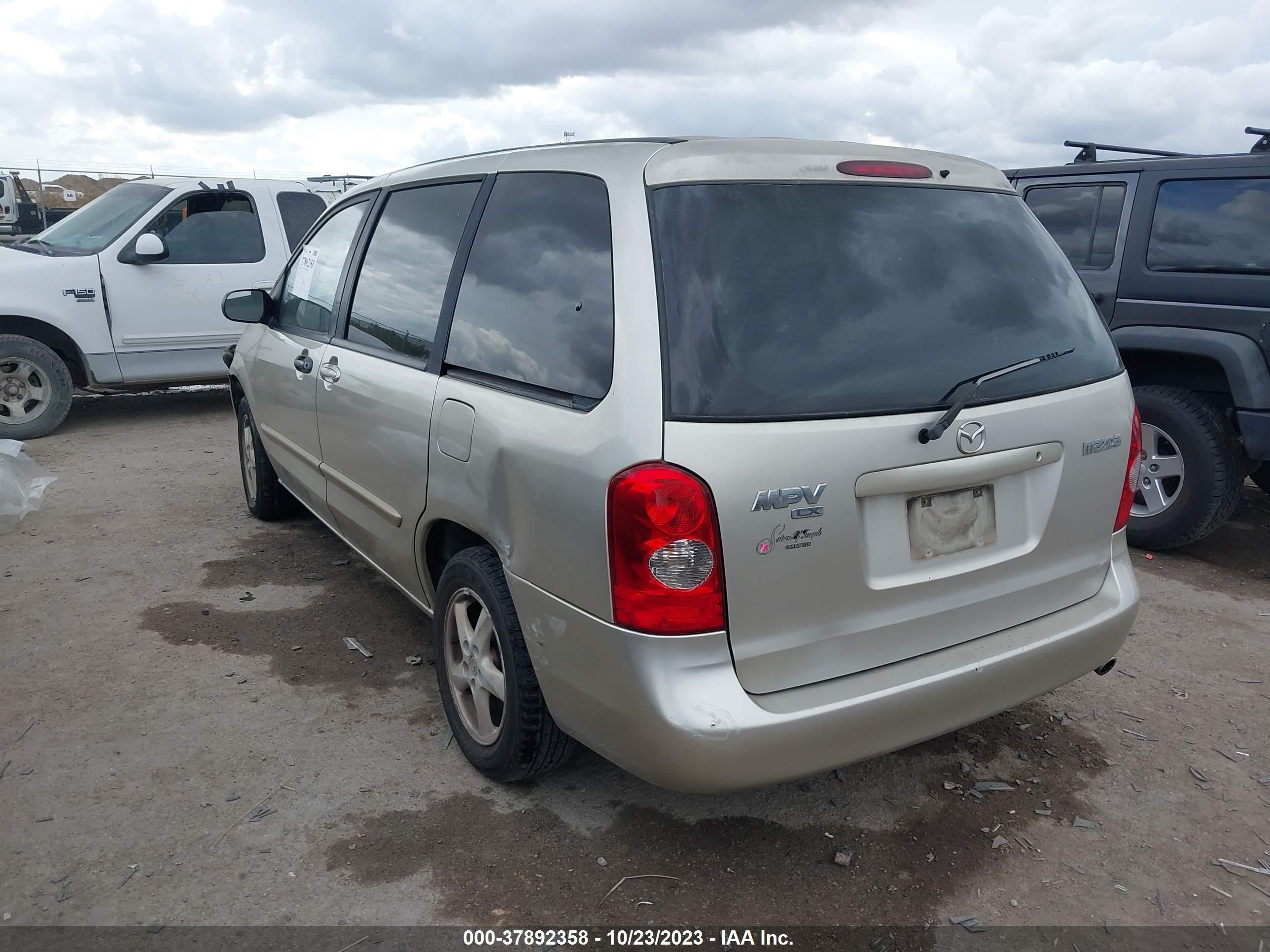 Photo 2 VIN: JM3LW28A830365736 - MAZDA MPV 