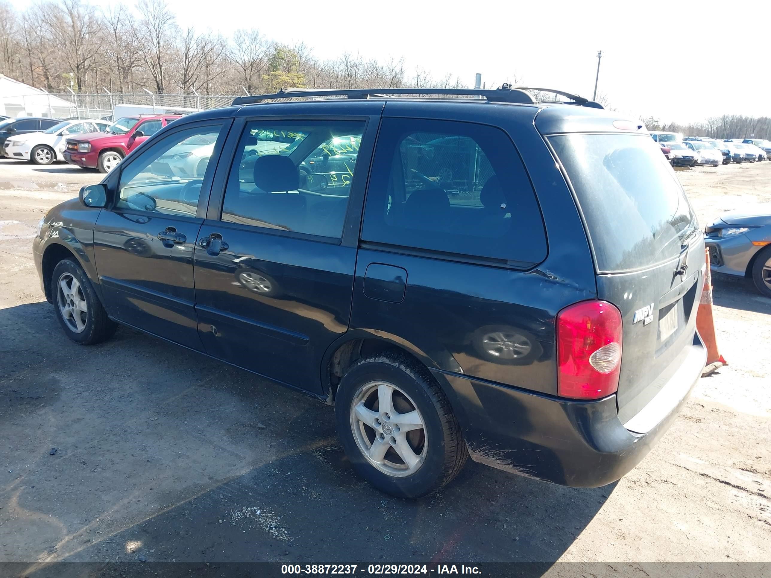 Photo 2 VIN: JM3LW28A930370265 - MAZDA MPV 