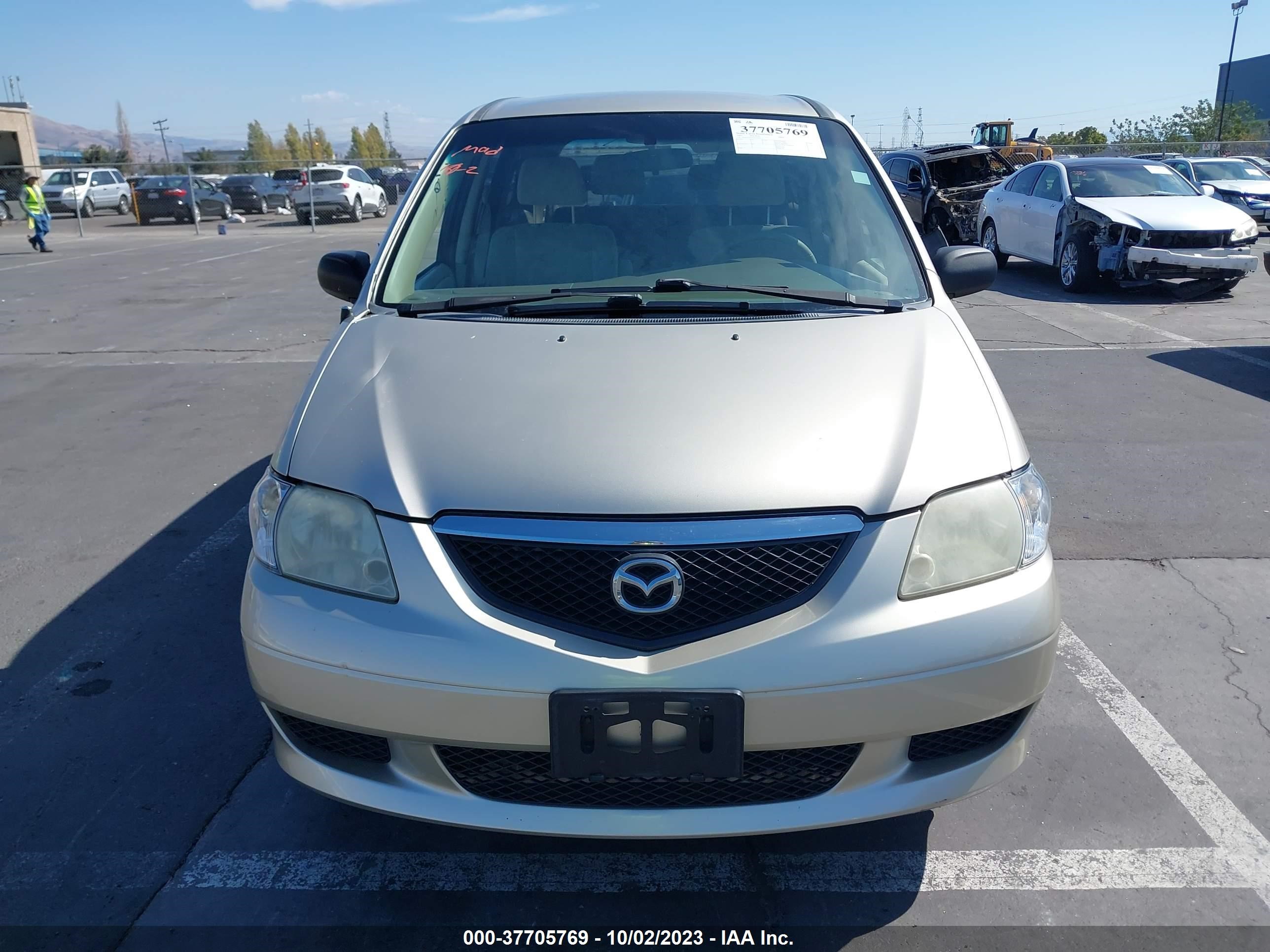 Photo 11 VIN: JM3LW28A930377670 - MAZDA MPV 