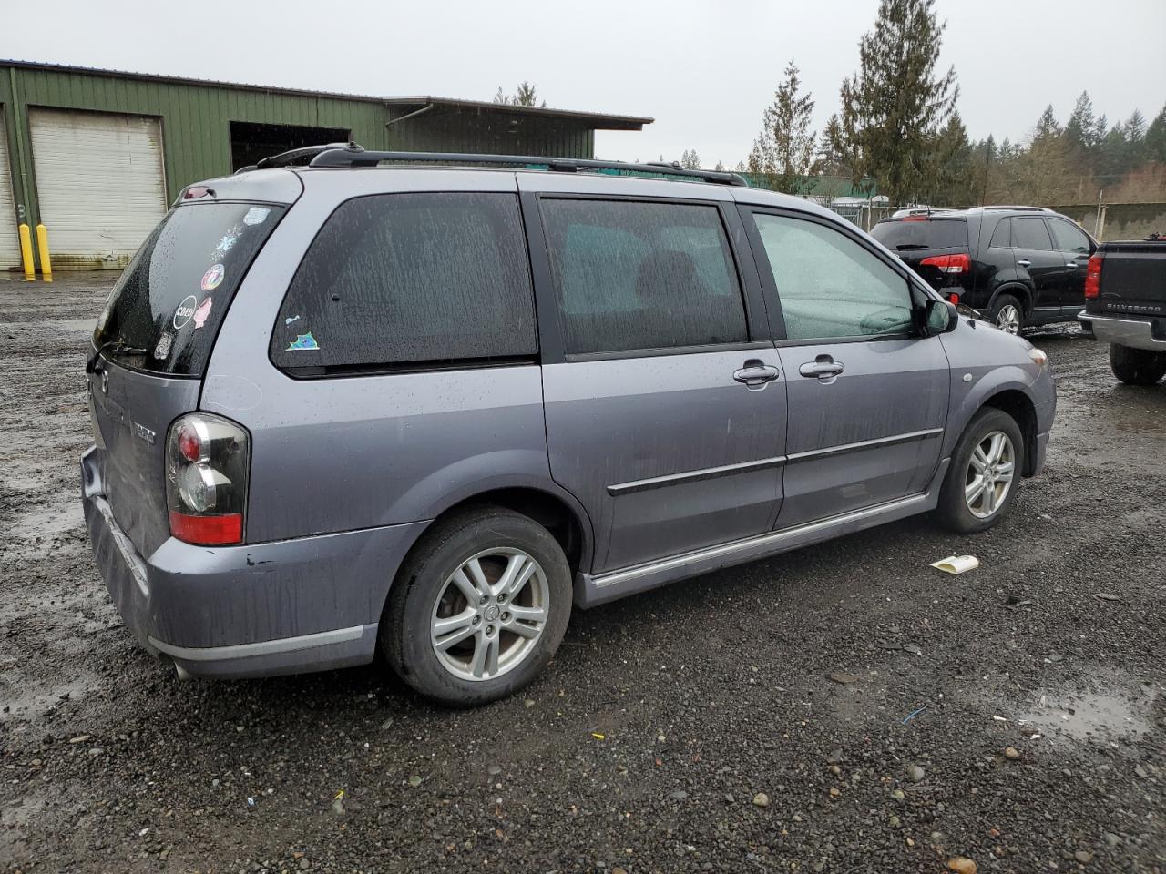 Photo 2 VIN: JM3LW28A940529027 - MAZDA MPV 