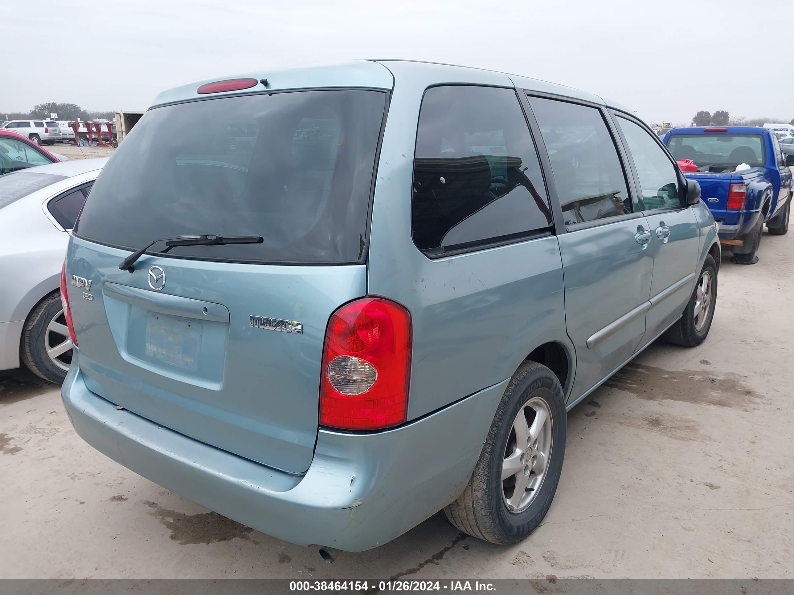 Photo 3 VIN: JM3LW28AX20334048 - MAZDA MPV 