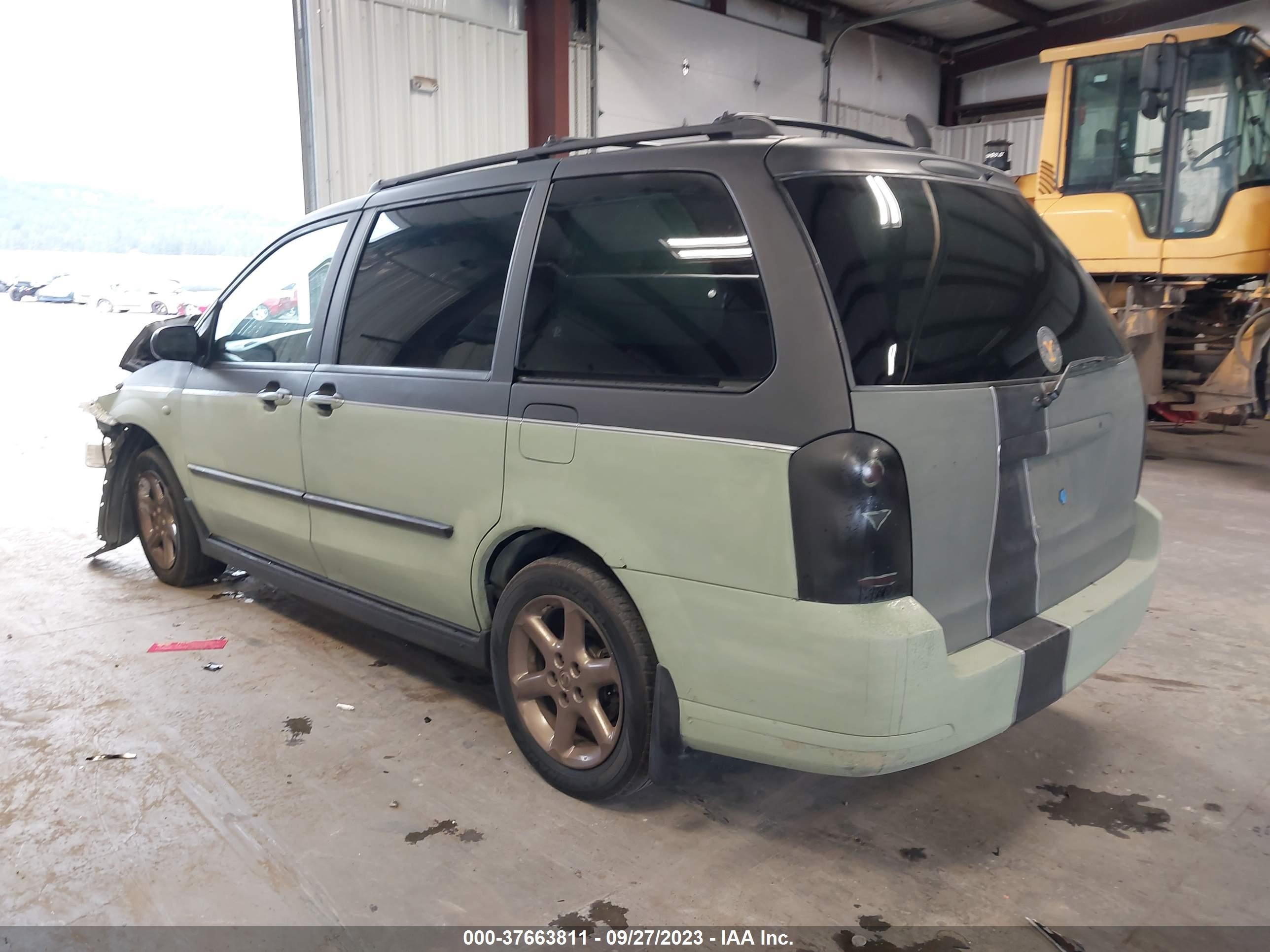 Photo 2 VIN: JM3LW28AX50547781 - MAZDA MPV 