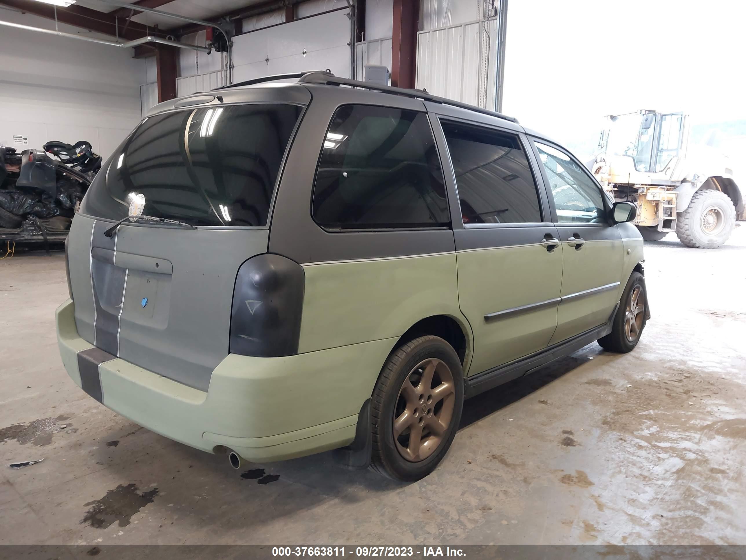 Photo 3 VIN: JM3LW28AX50547781 - MAZDA MPV 